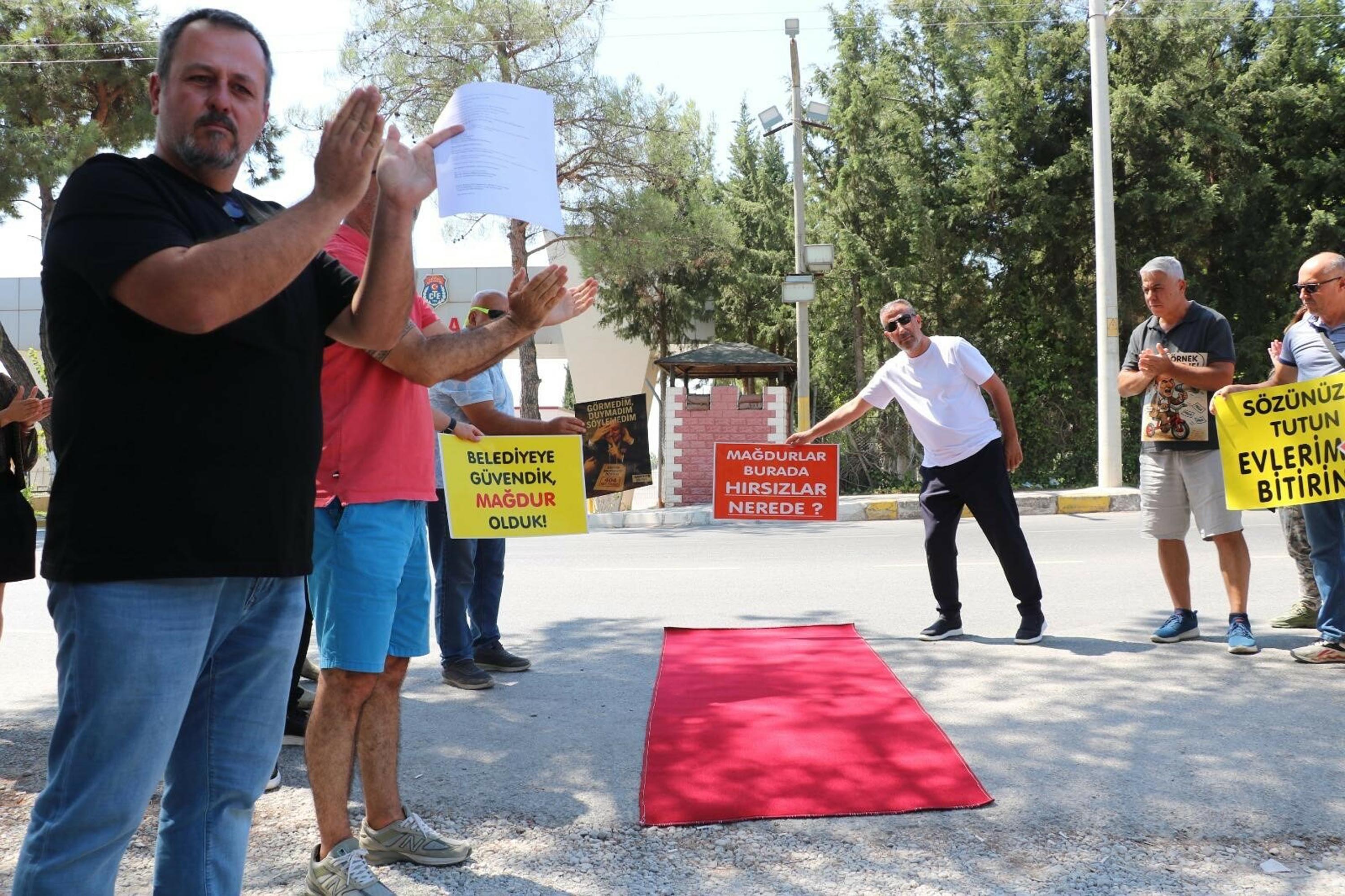 İzmir kooperatif mağdurları eylemi