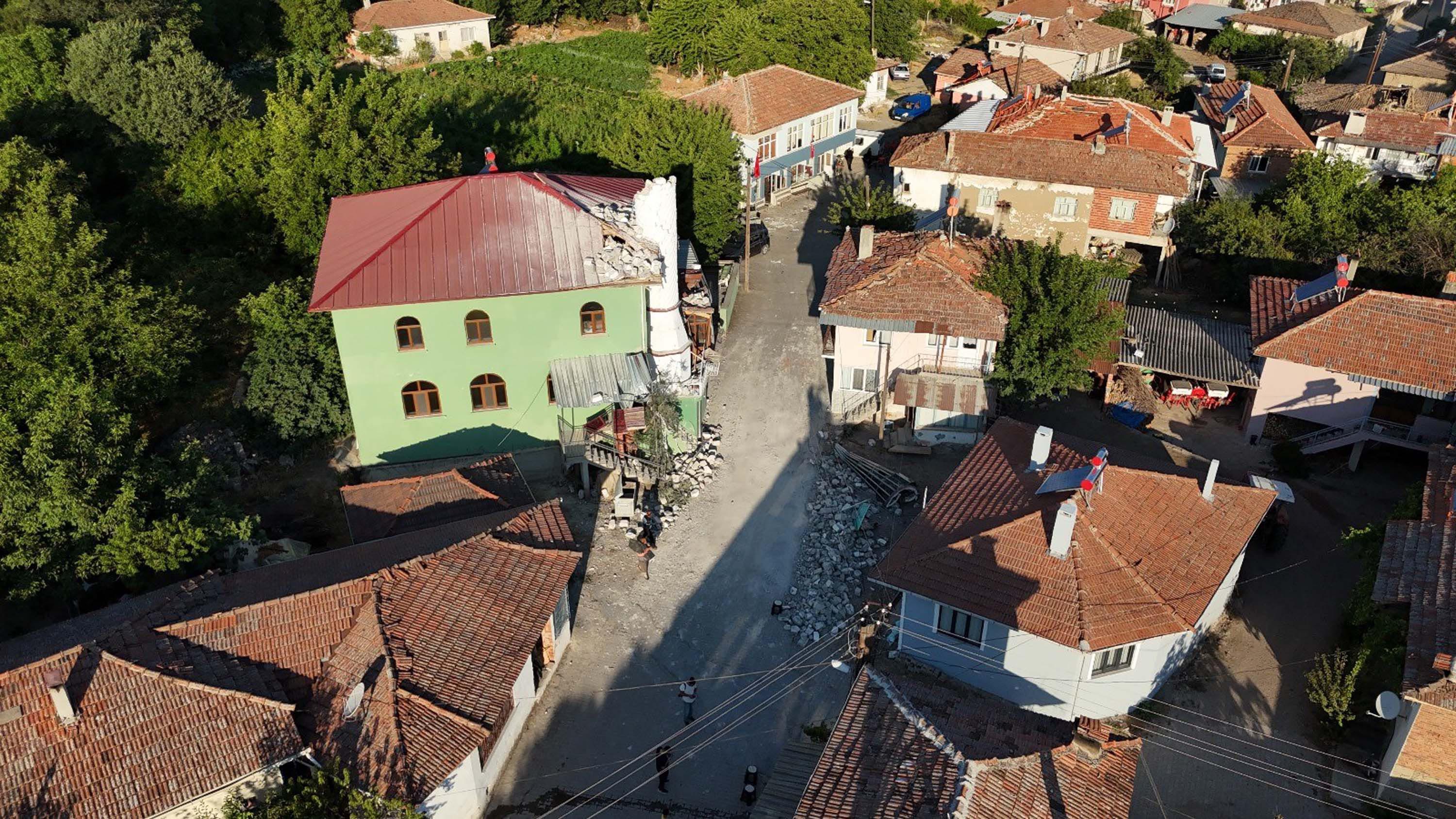 Prof. Dr. Hasan Sözbilir Deprem Uyarısı