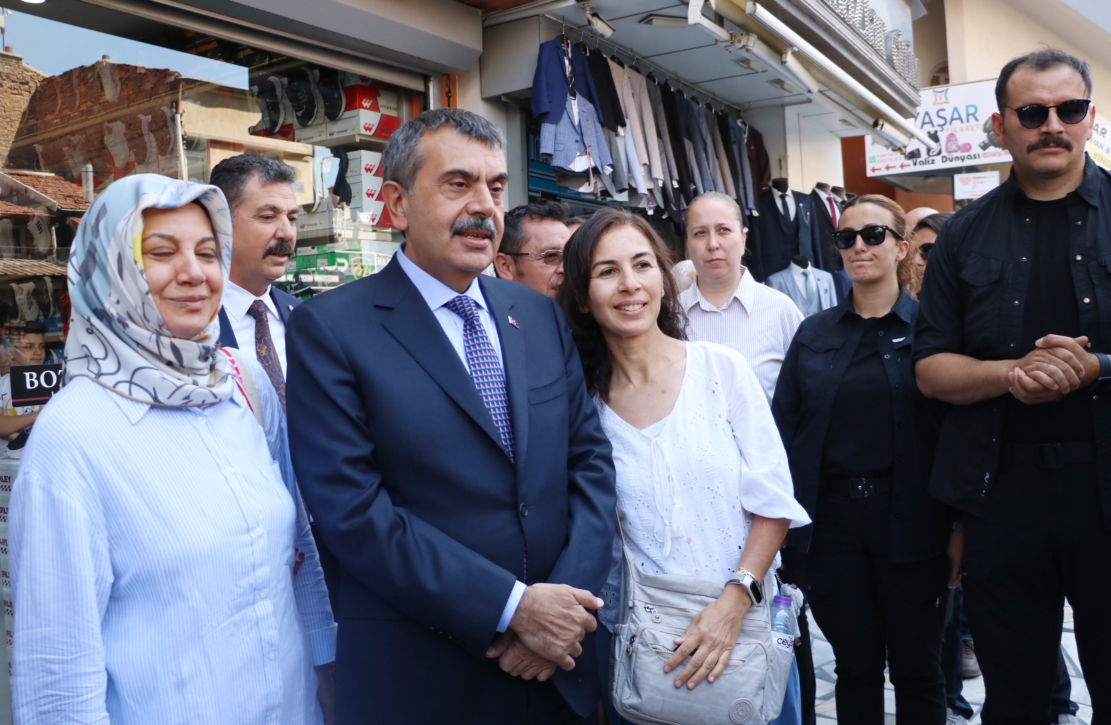 Bakan Tekin Esnaf Ziyareti