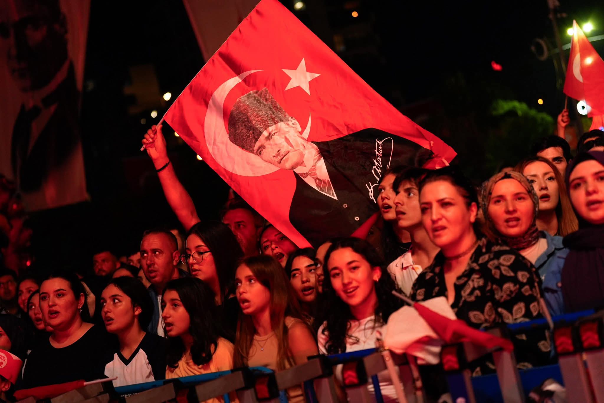Kafkas Kartalları Dans Gösterisi