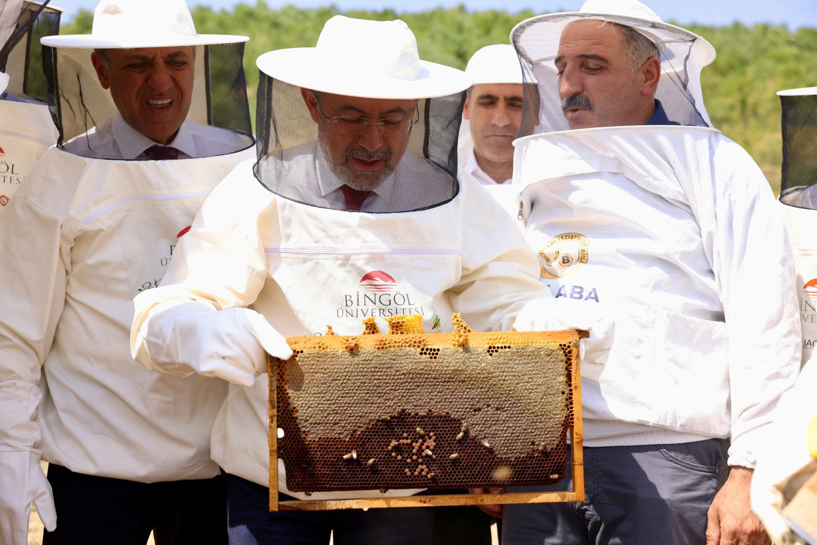 Bingöl Üniversitesi Arıcılık Kompleksi