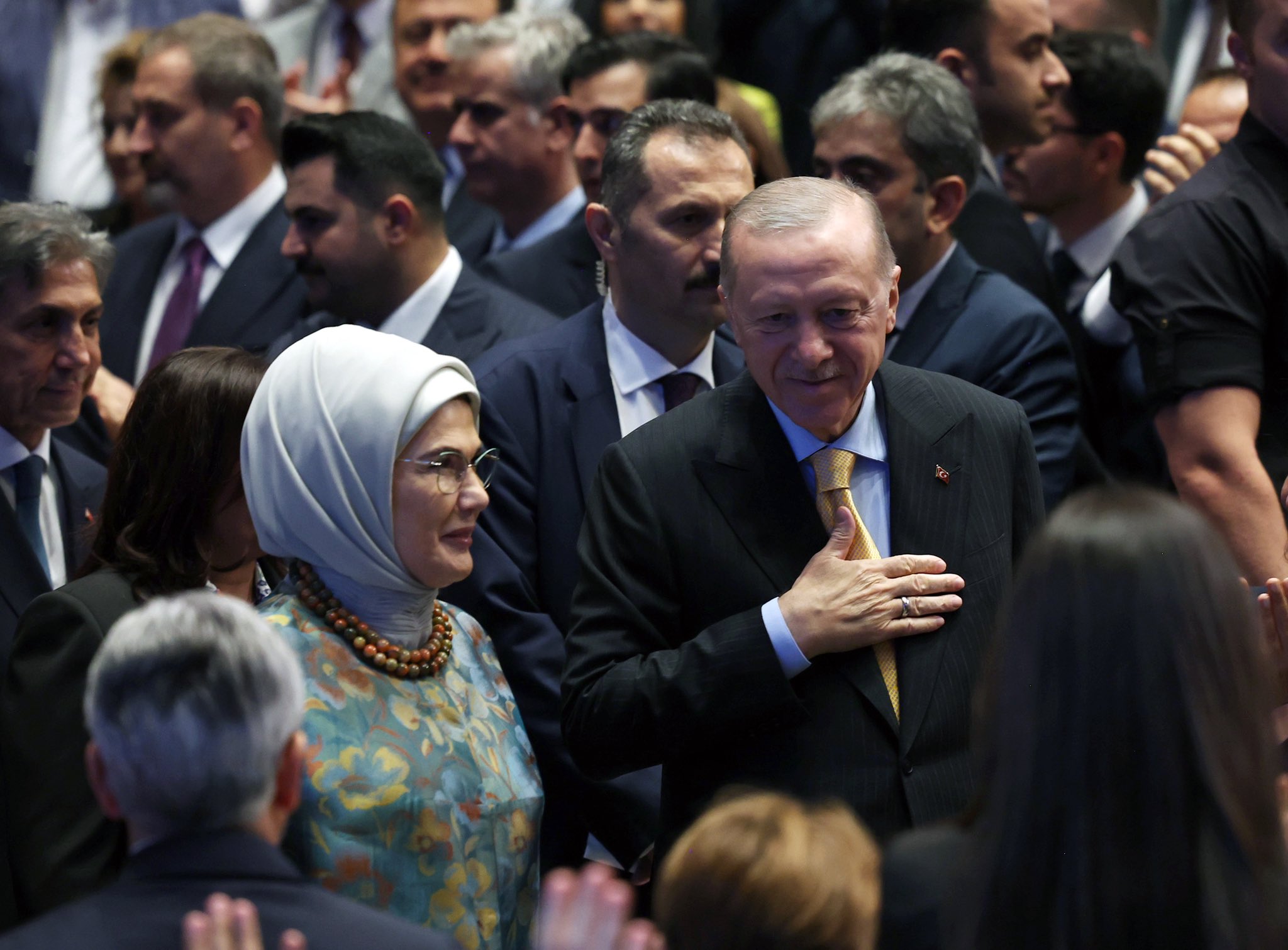 Emine Erdoğan AK Parti kuruluş yıl dönümü mesajı