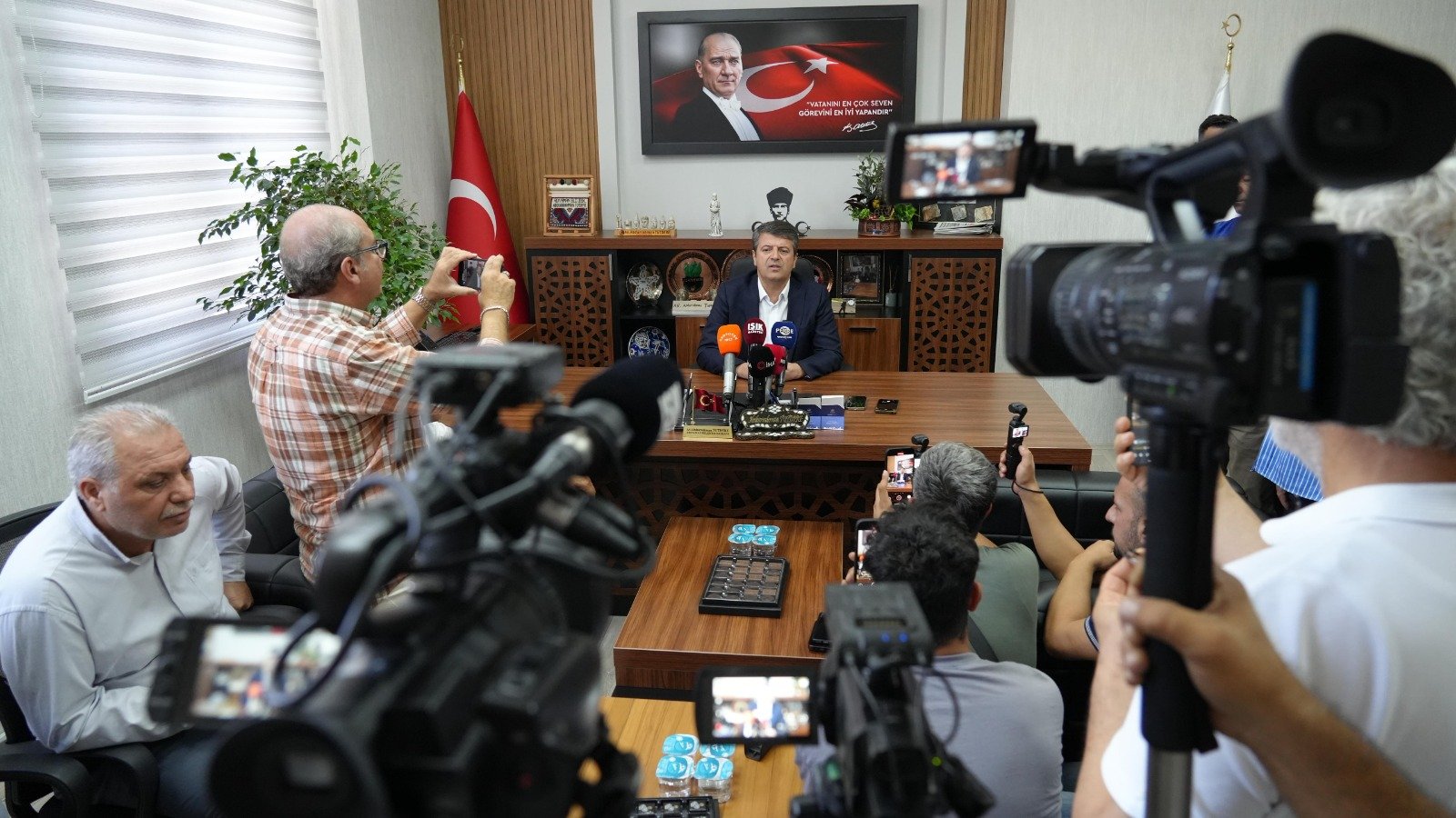 Adıyaman Belediye Başkanı Abdurrahman Tutdere Basın Toplantısı