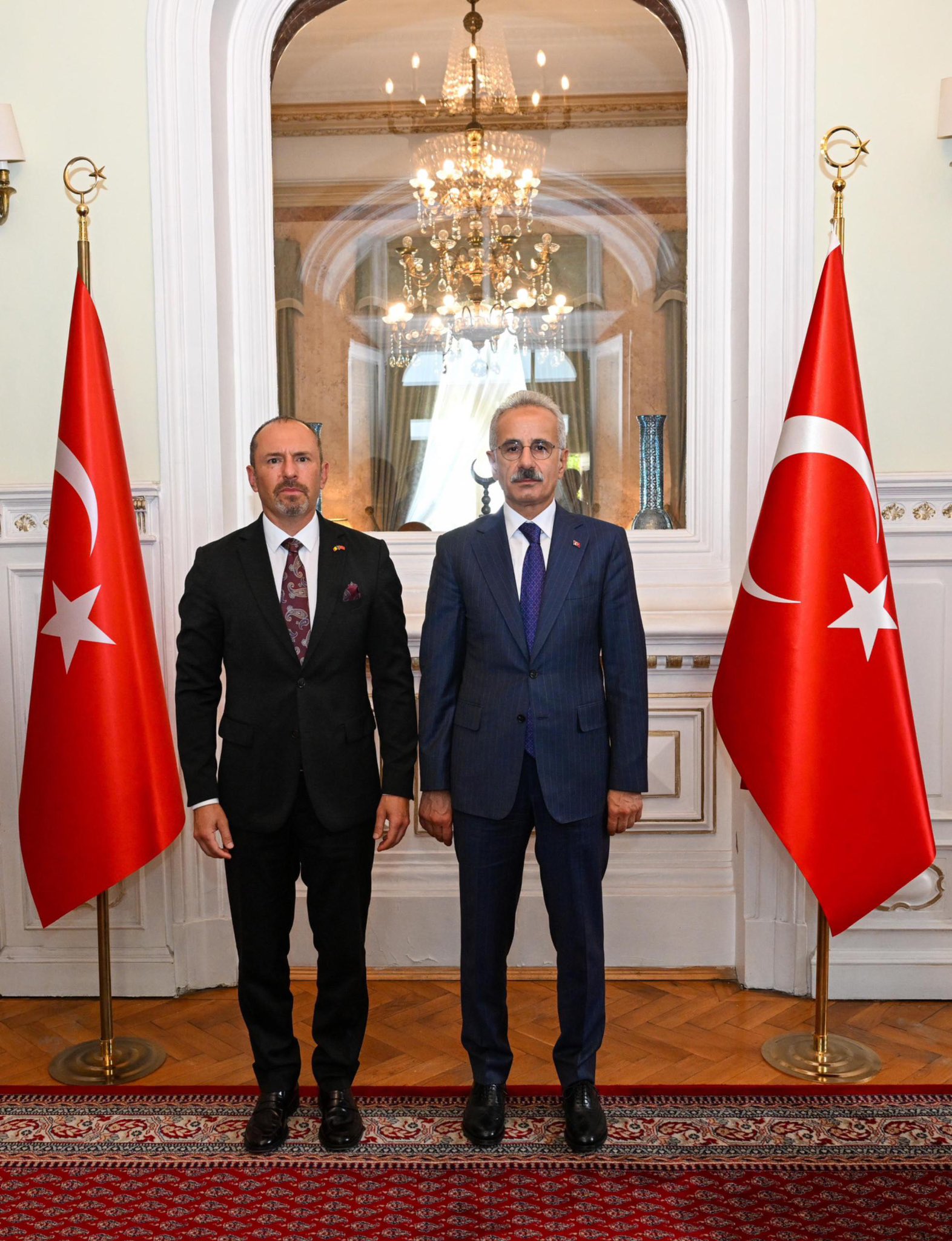 Bakan Uraloğlu Büyükelçi Altan ile görüşme