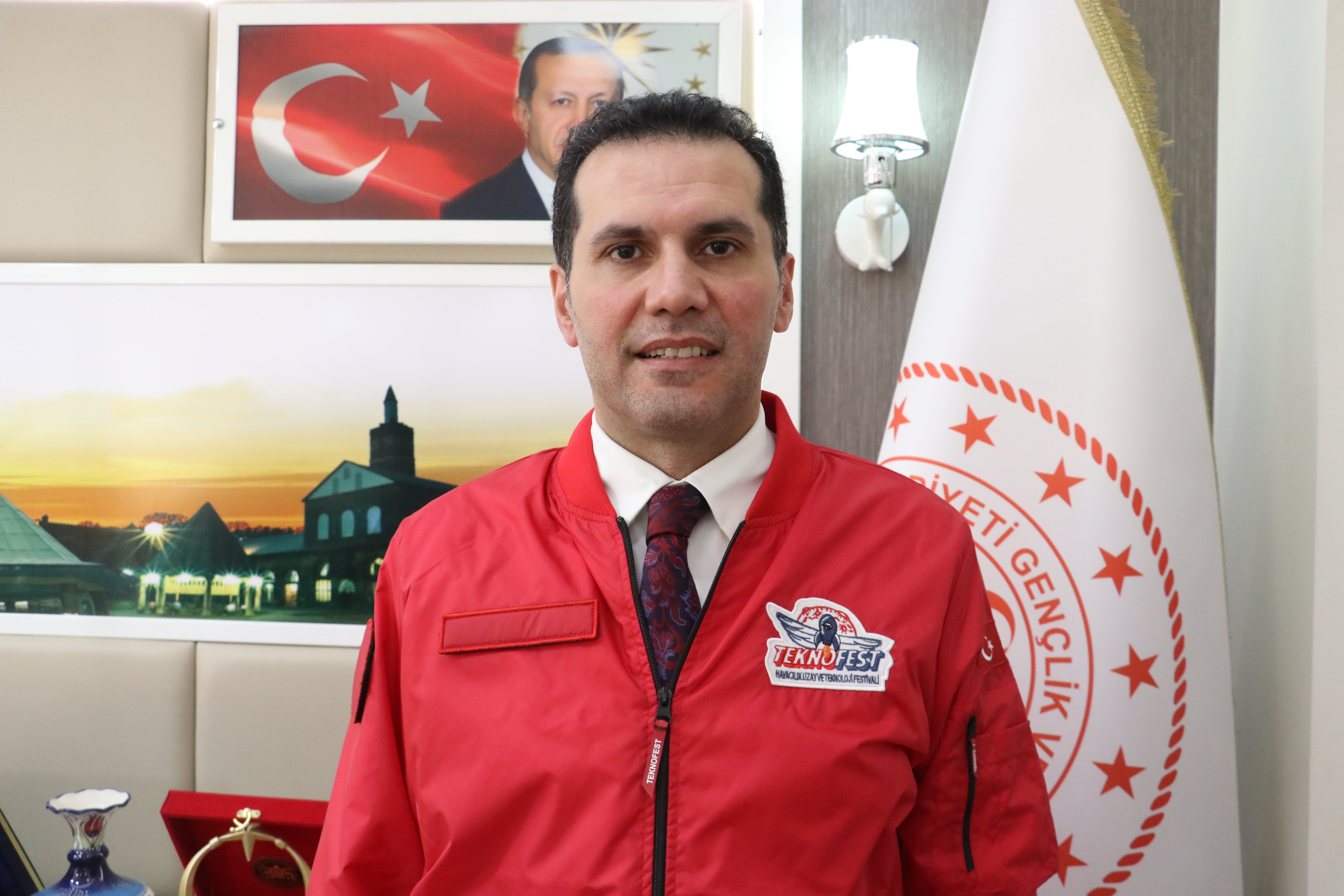Gençlik ve Spor İl Müdürü Cenk Öztekin