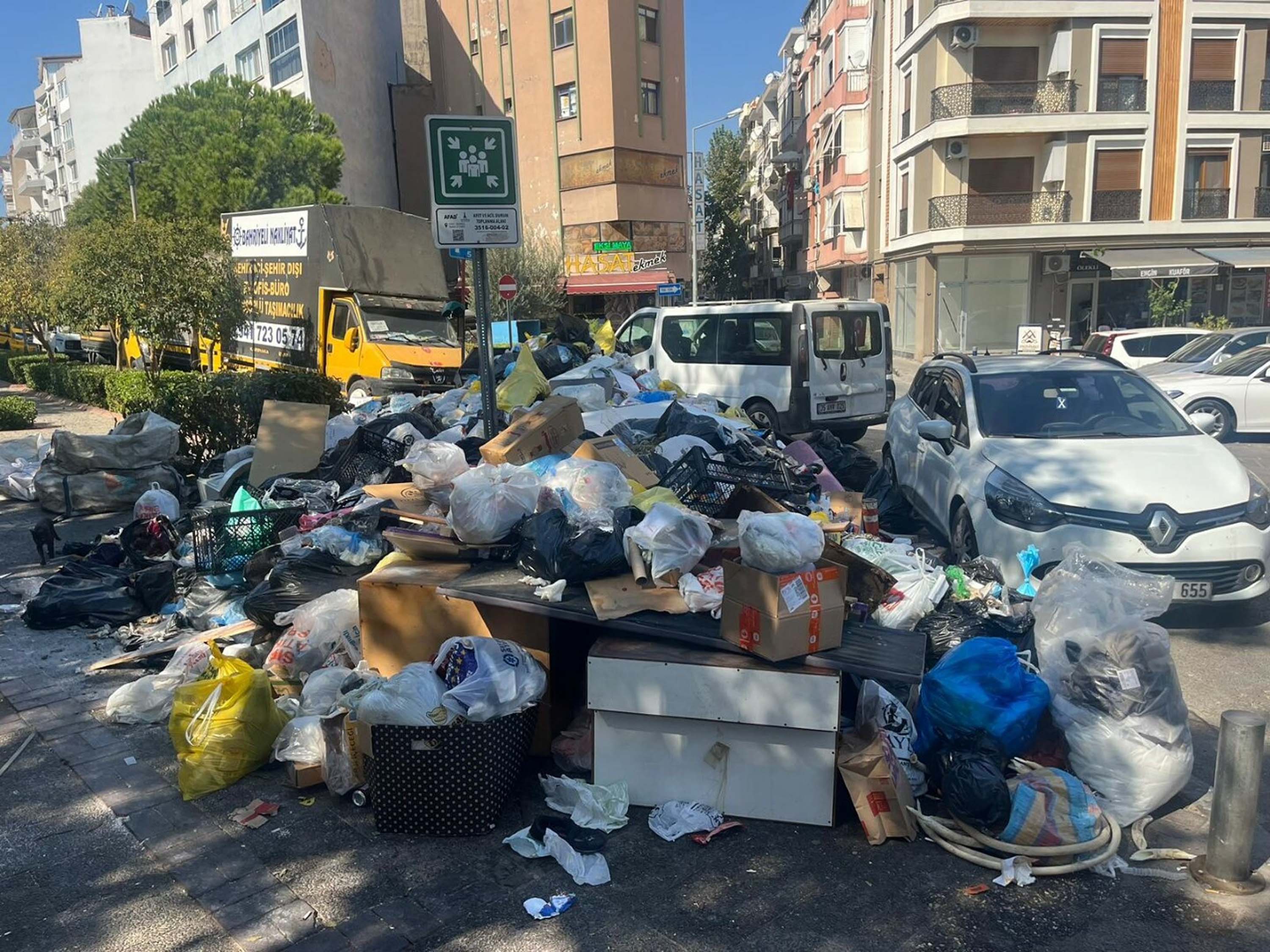 Karşıyaka belediye işçileri eylemi