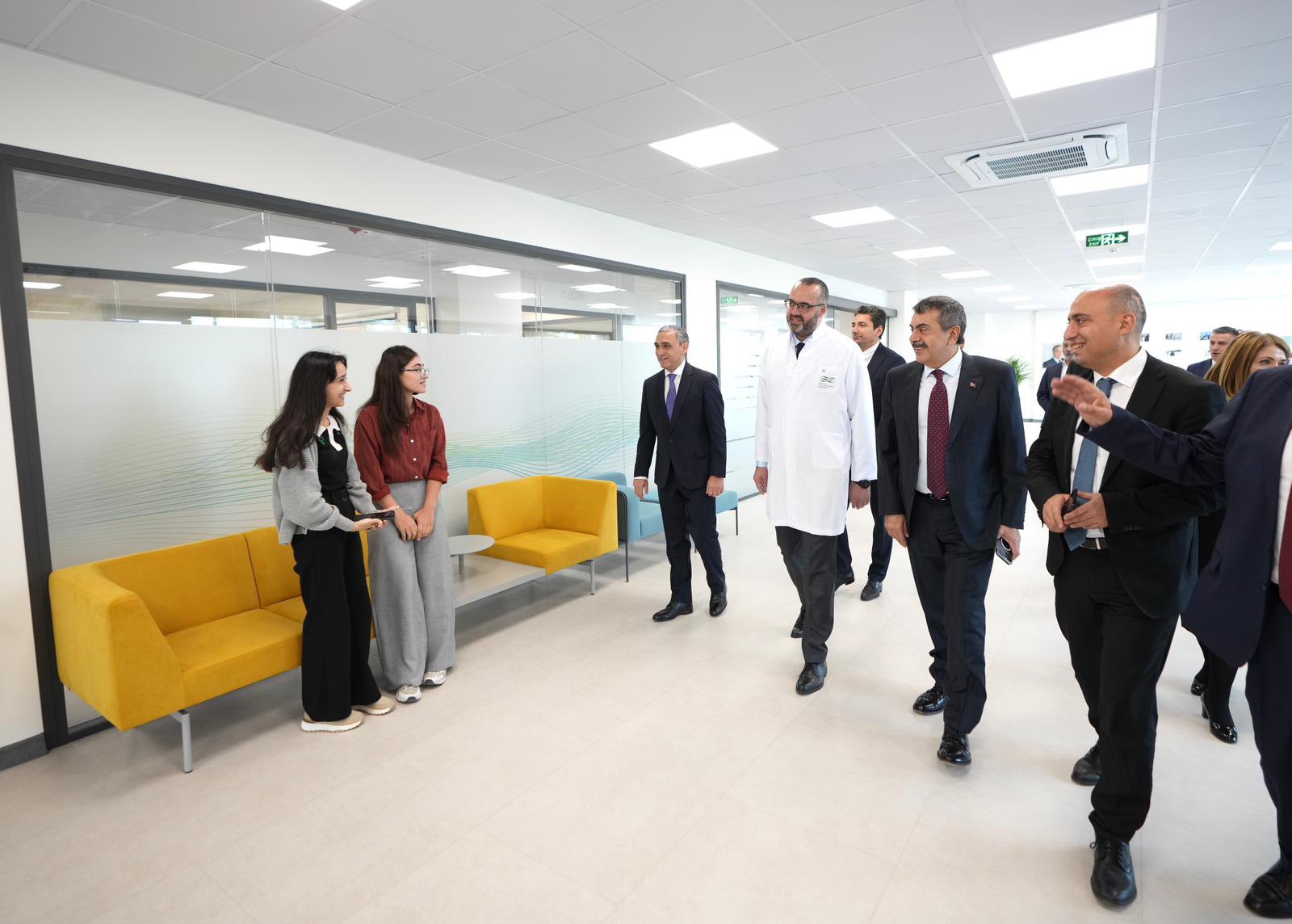 Karabağ Üniversitesi akademik personel