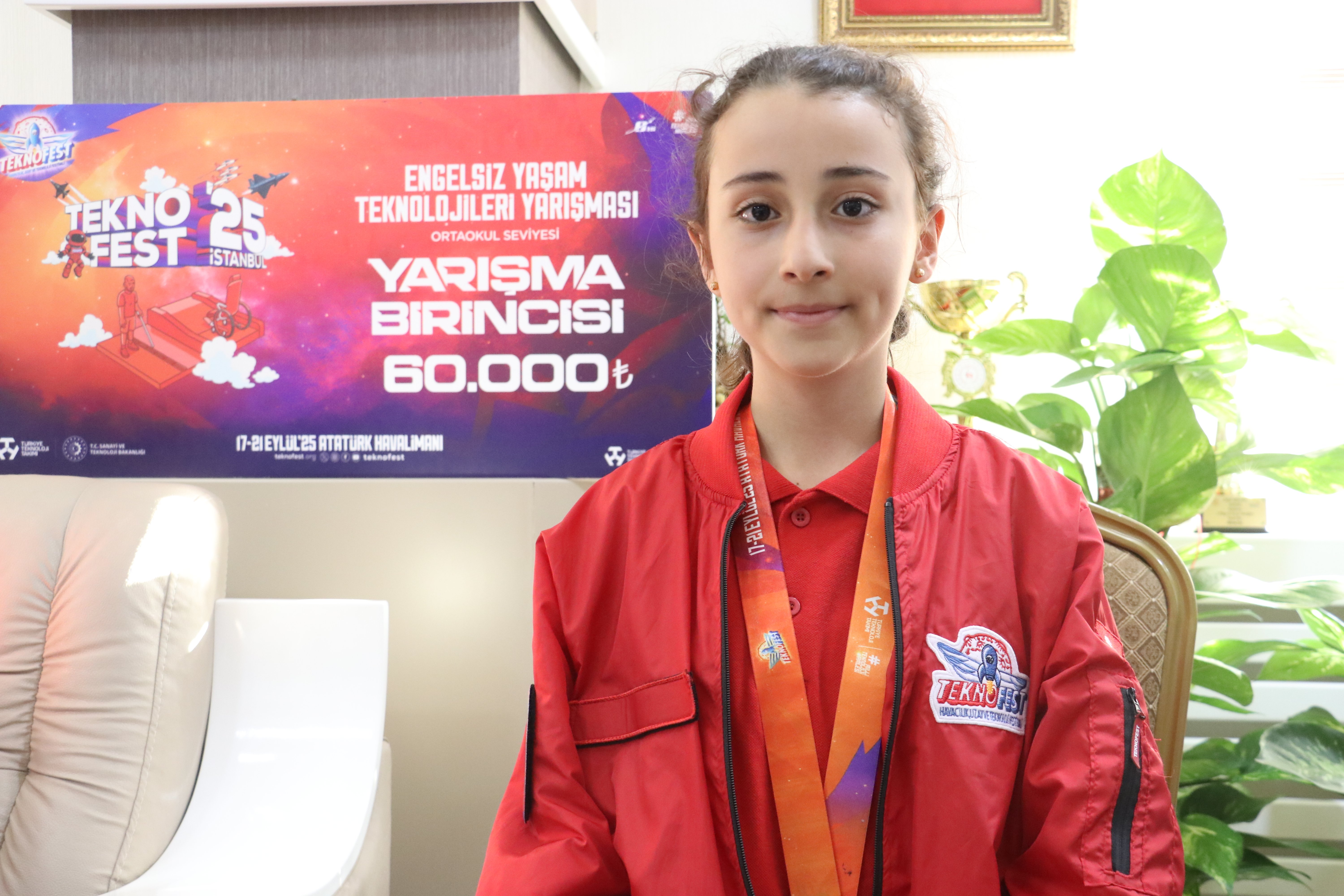 TEKNOFEST birincisi öğrenciler