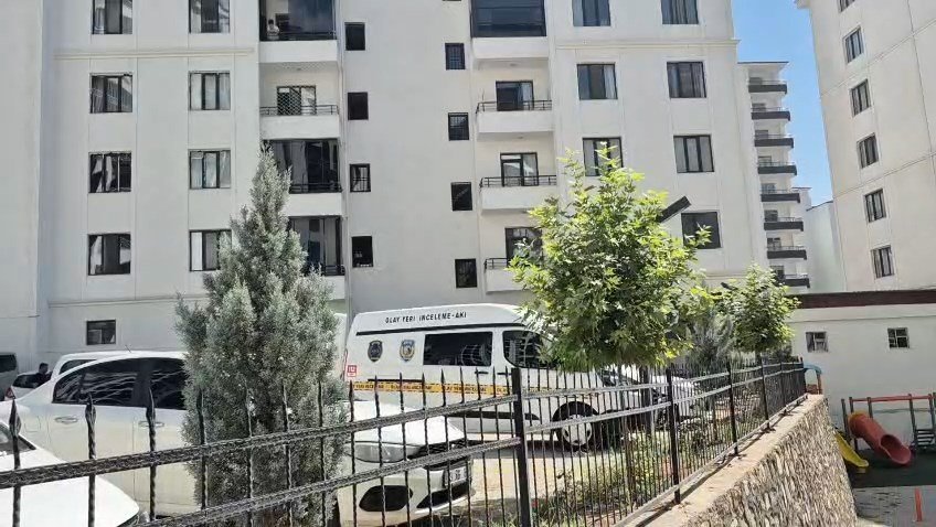 Bıçaklı Saldırı