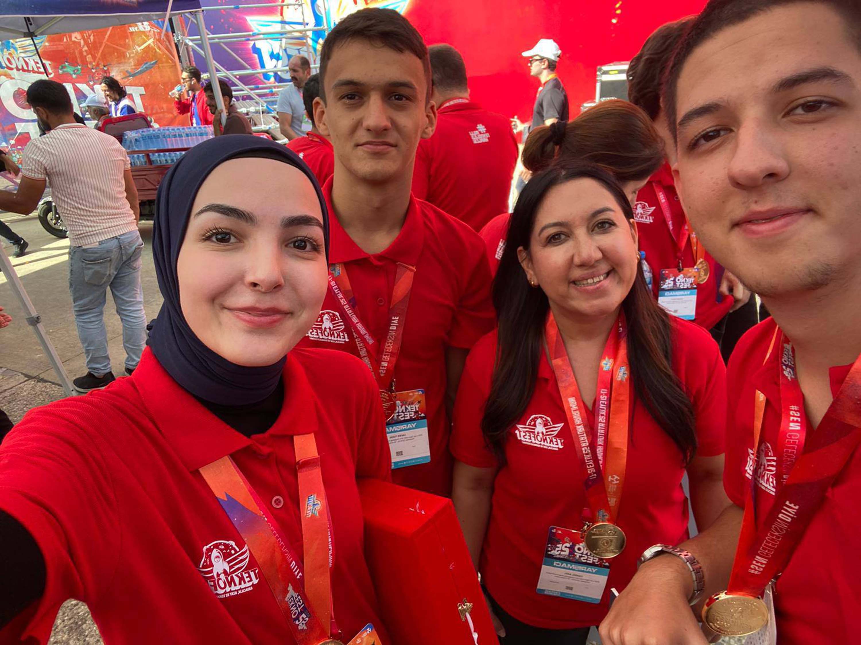 Cumhurbaşkanı Erdoğan gençlerle