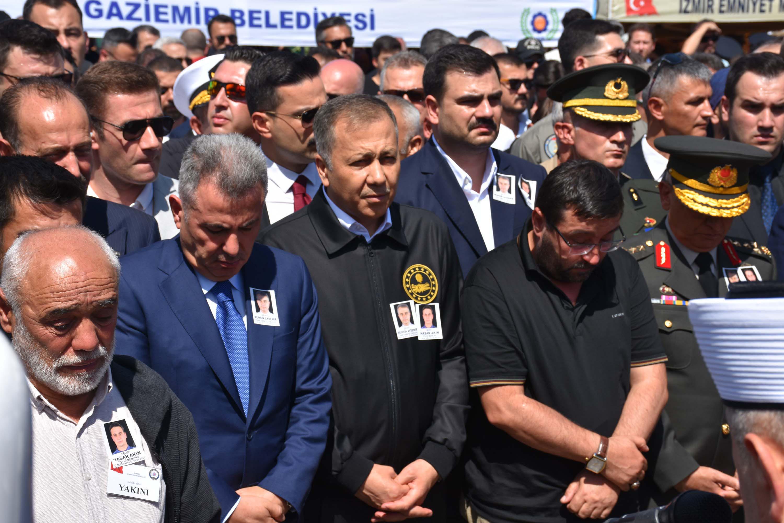 İzmir Emniyet Müdürü şehit polisler