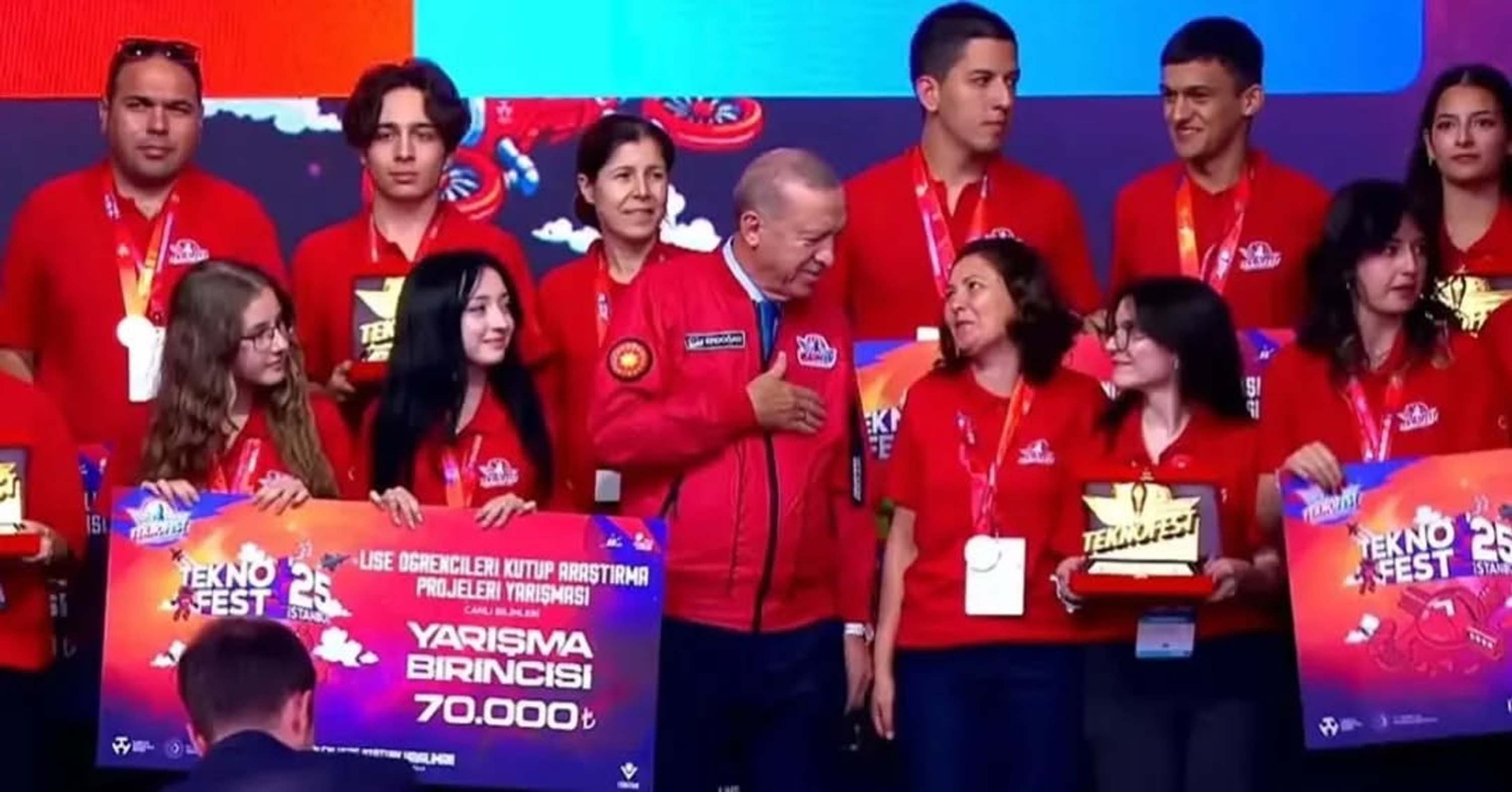 Cumhurbaşkanı Erdoğan TEKNOFEST ödül töreni