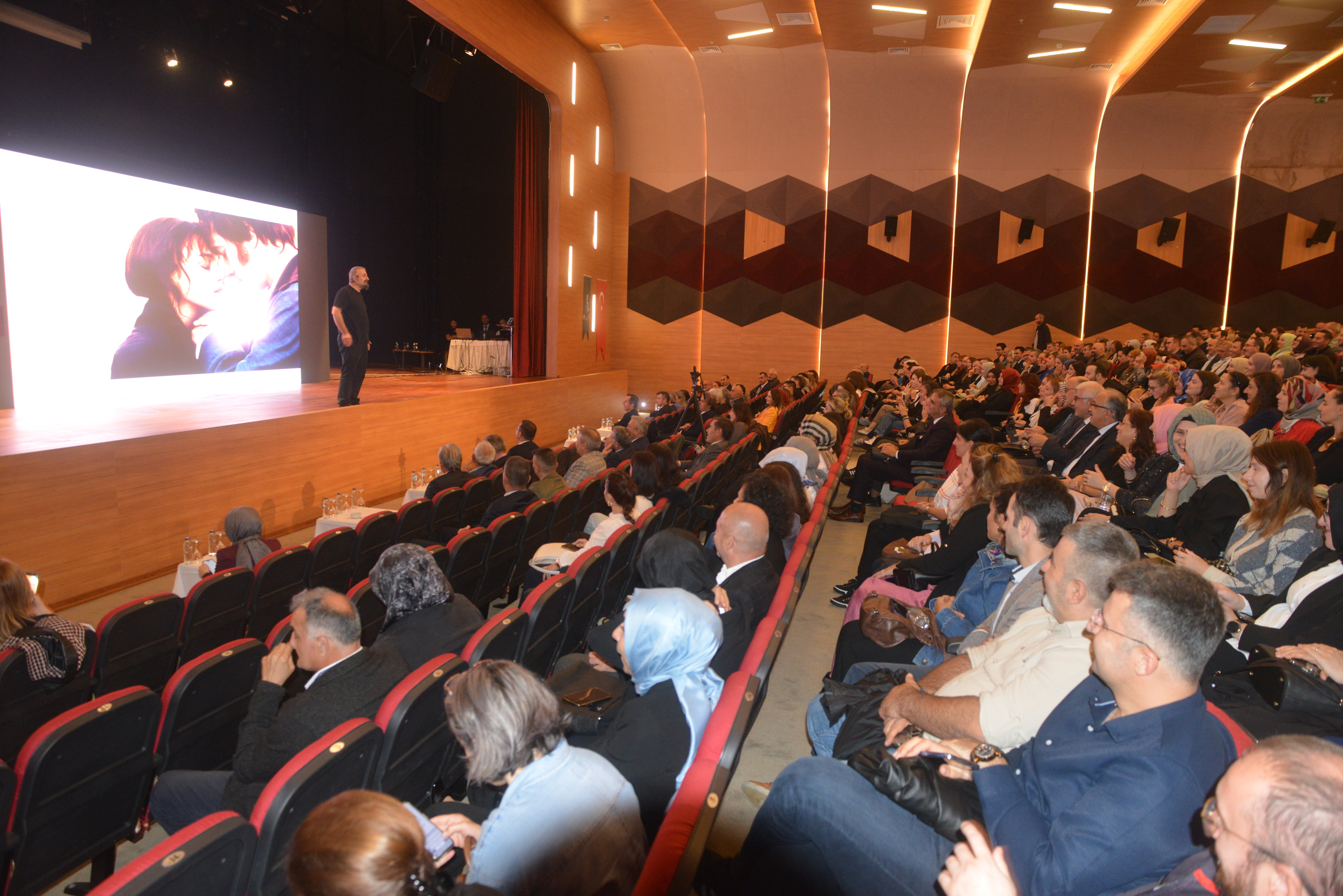 Eğitim forumu panel