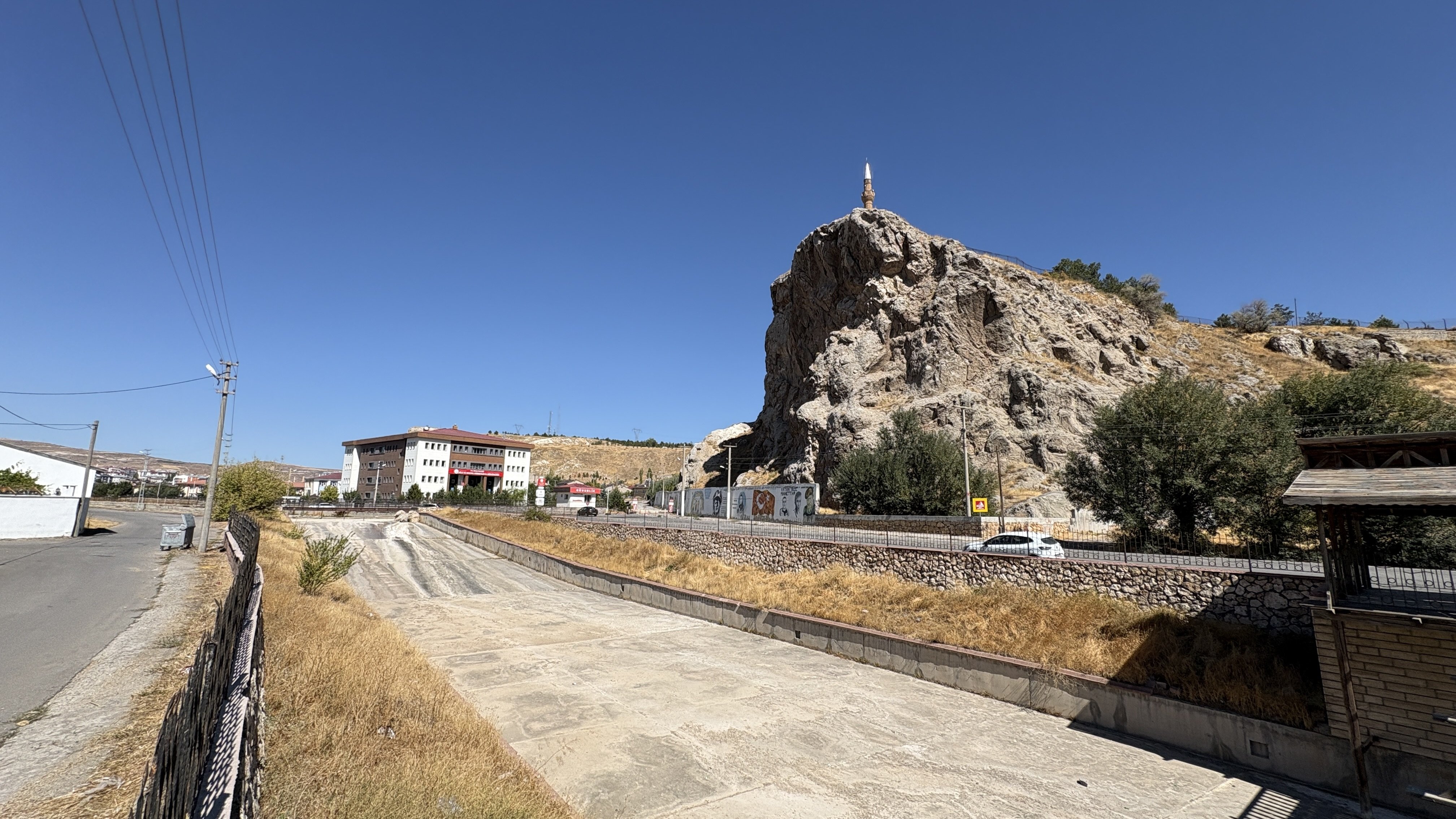 Yukarı Tekke Kayalıkları Sivas