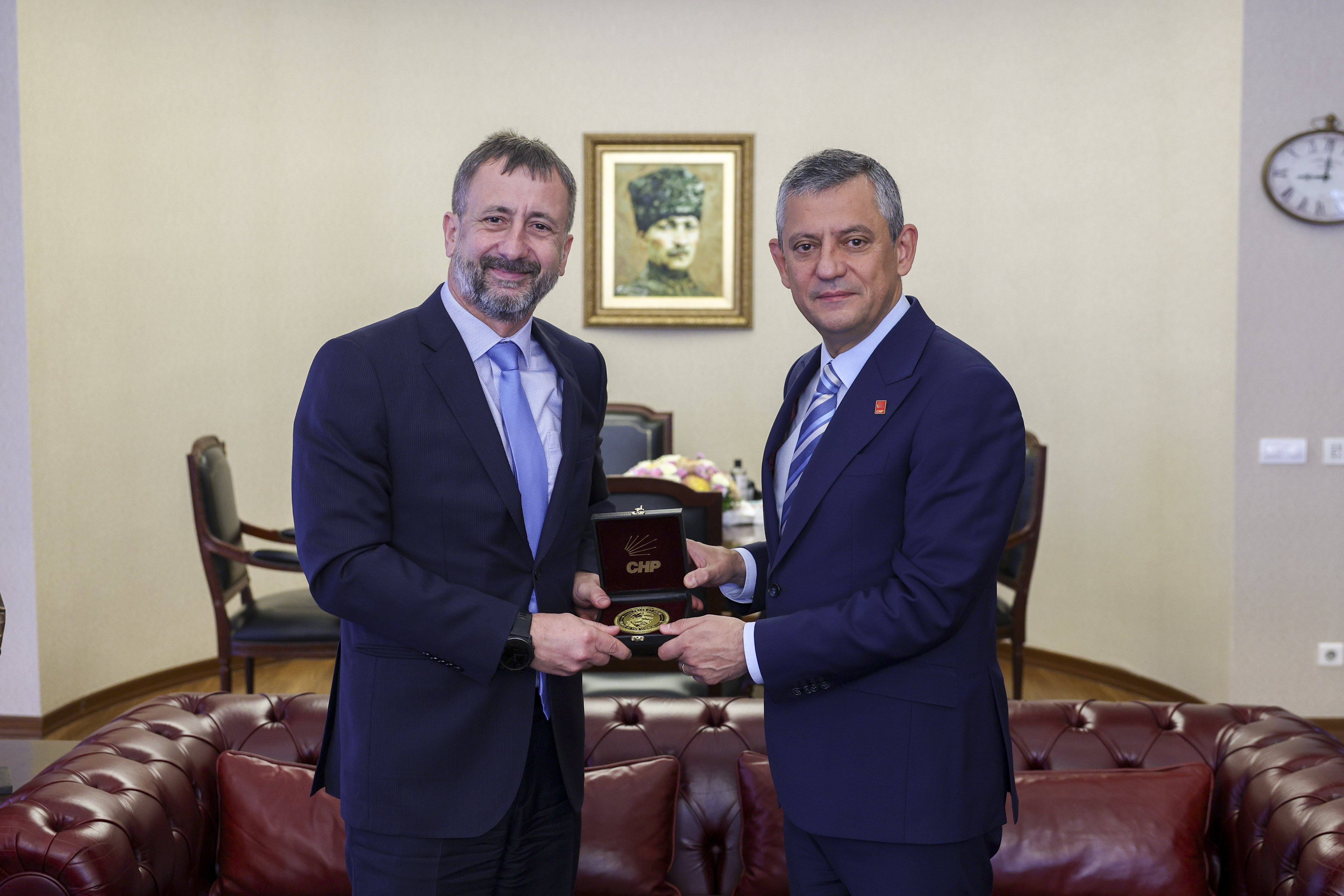 CHP Dış Politika