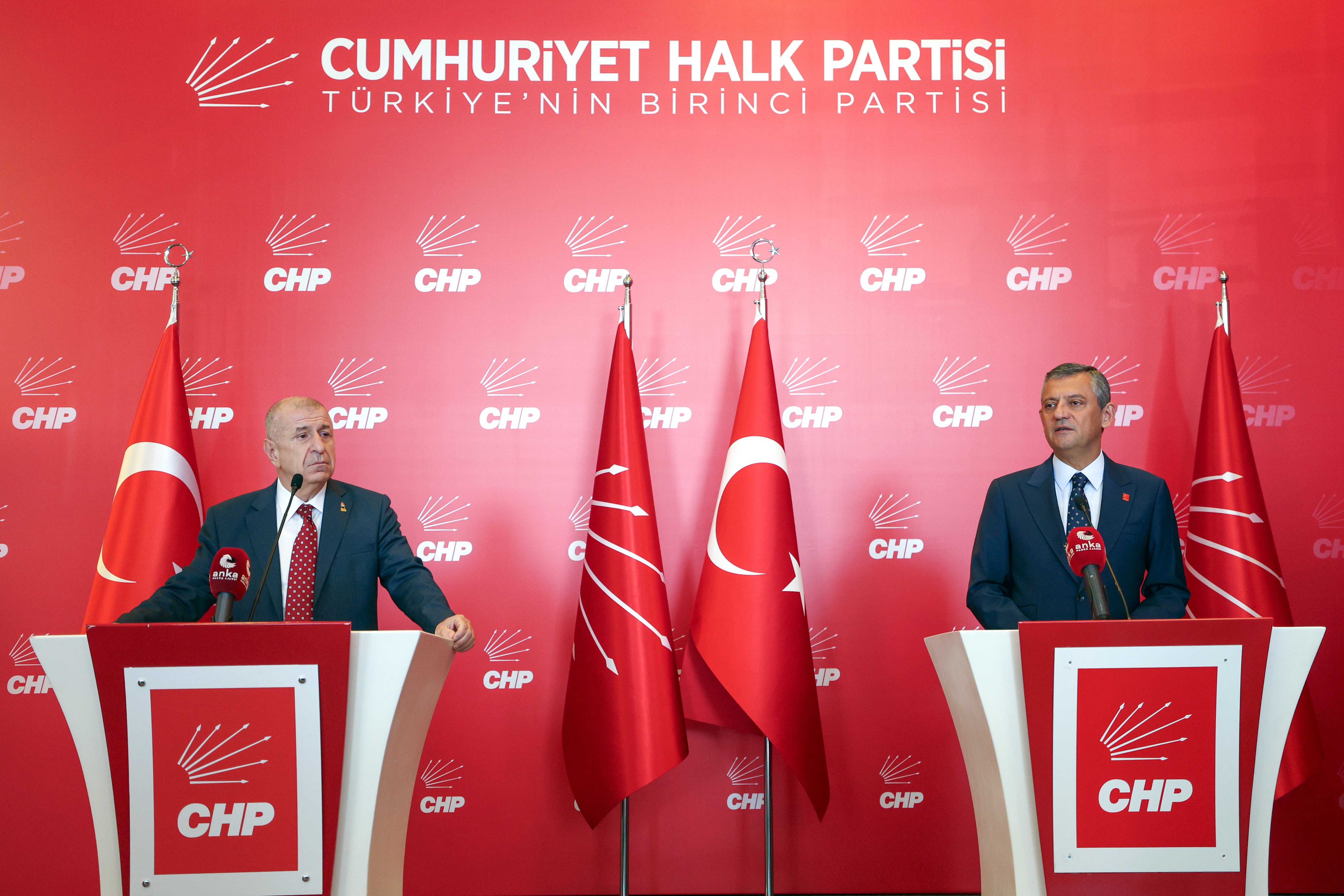 Ümit Özdağ ve Özgür Özel