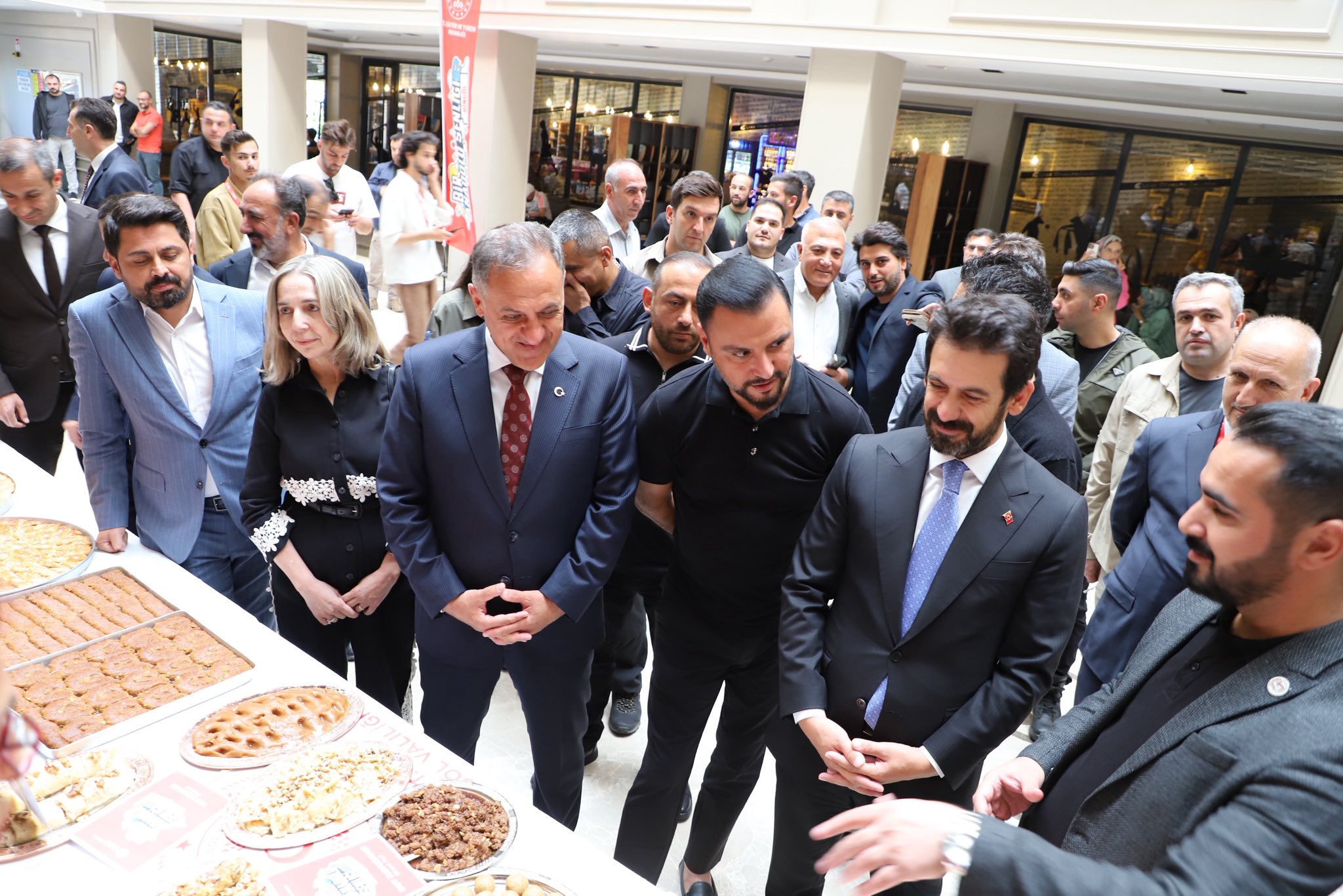 Bakan Yardımcısı Mumcu Çocuk Köyü Ziyareti