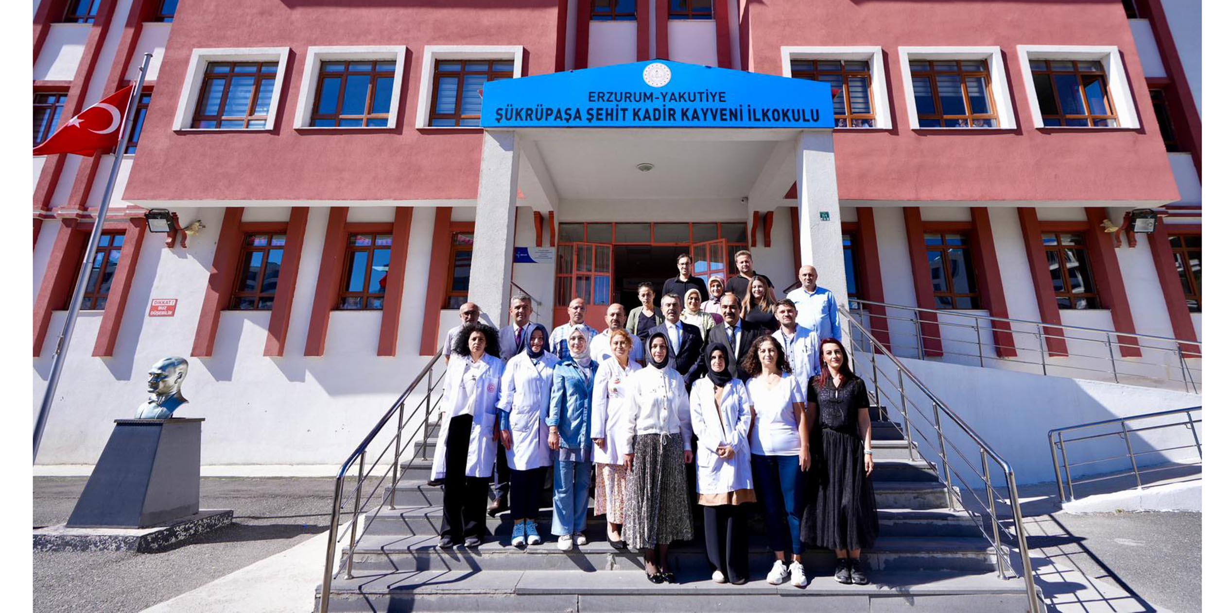 Okul açılış töreni