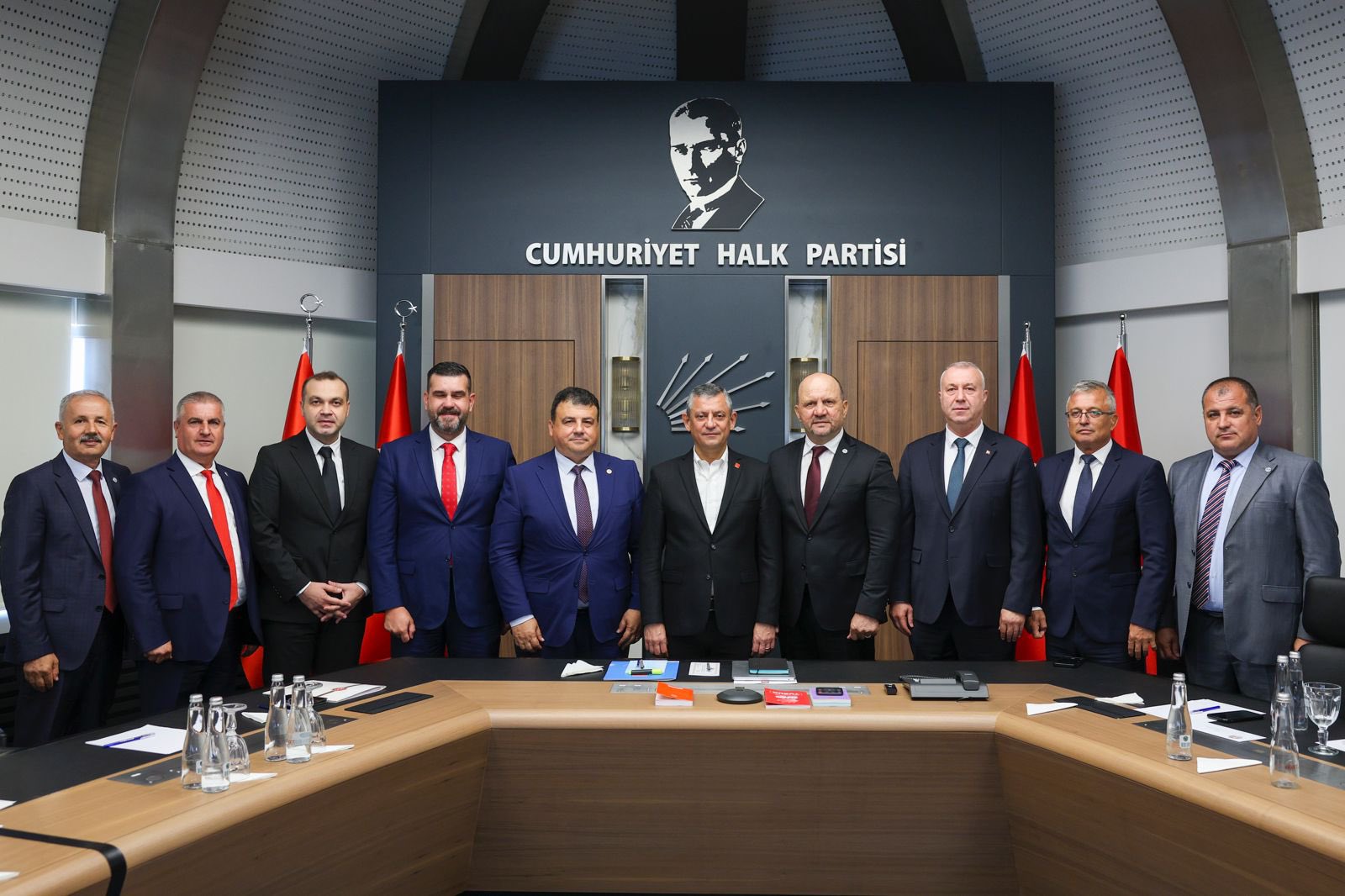 Özgür Özel Heyet Görüşmesi