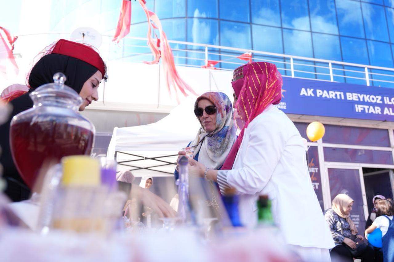 AK Parti Kadın Kolları İbni Sina Haftası