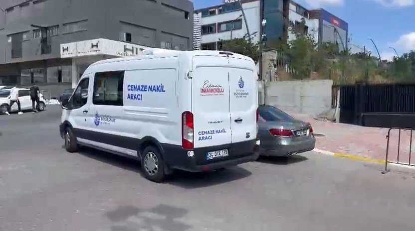 Cenaze töreni hazırlıkları