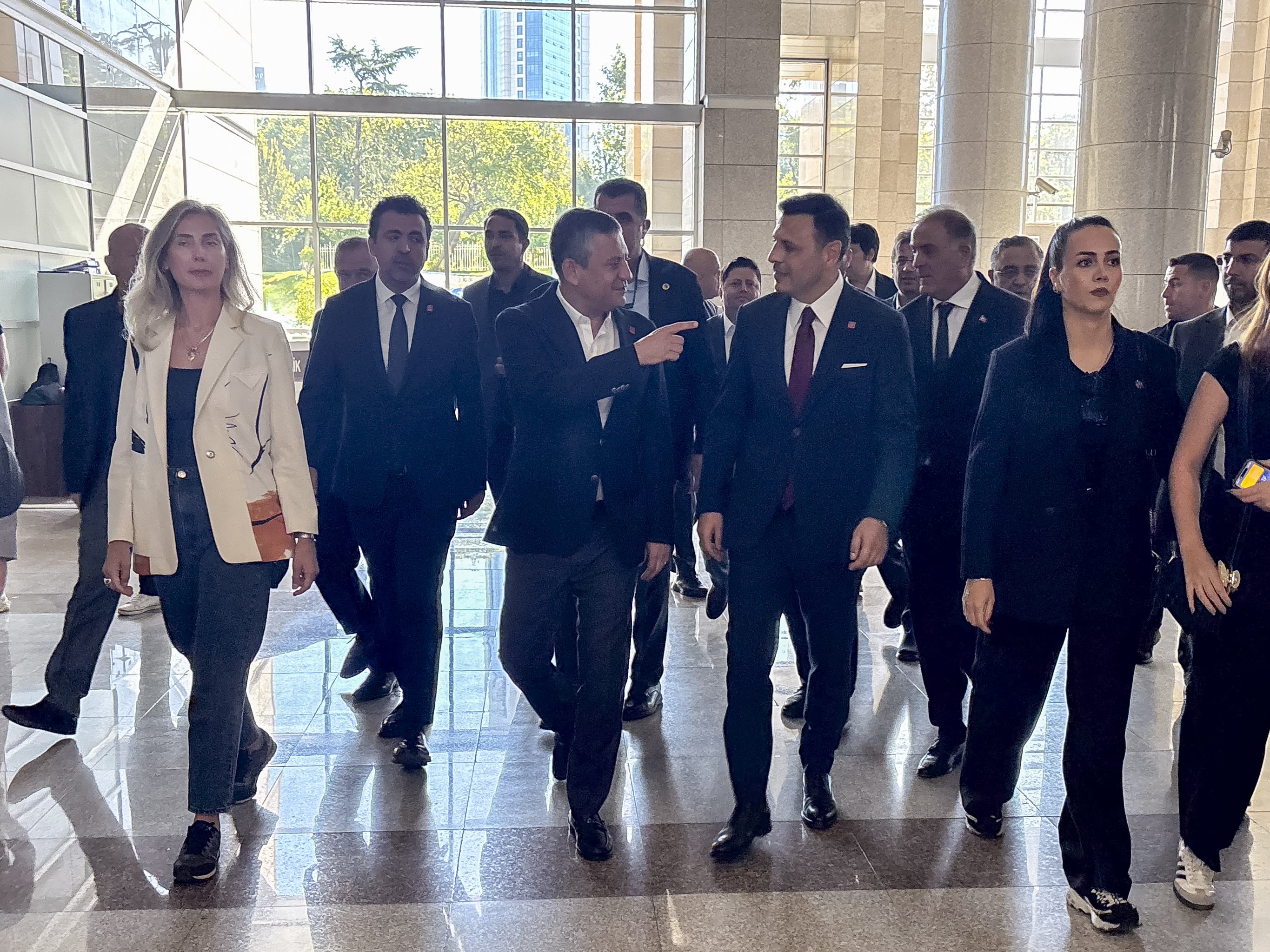 Özgür Özel basın açıklaması