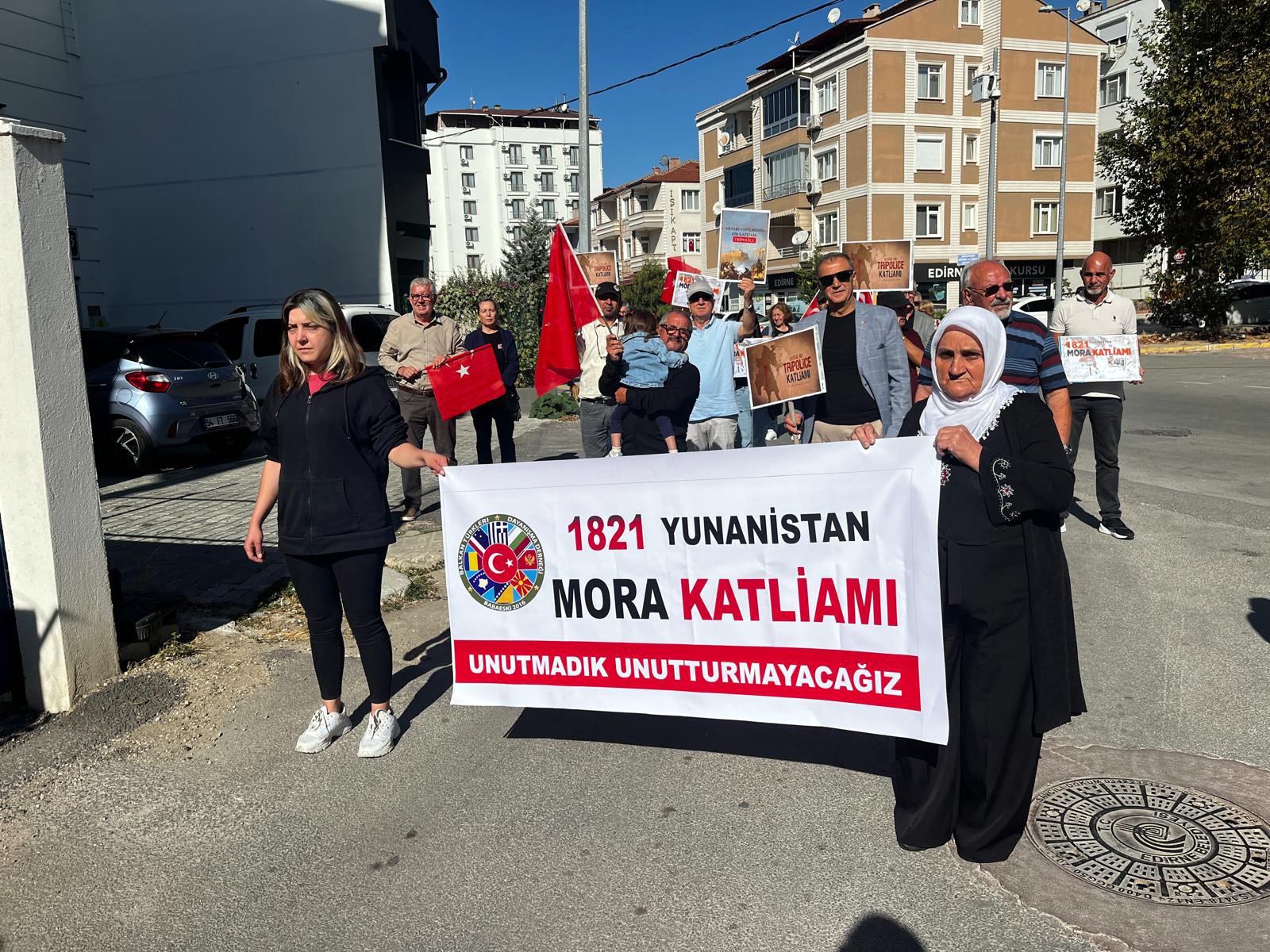 Protesto katılımcıları