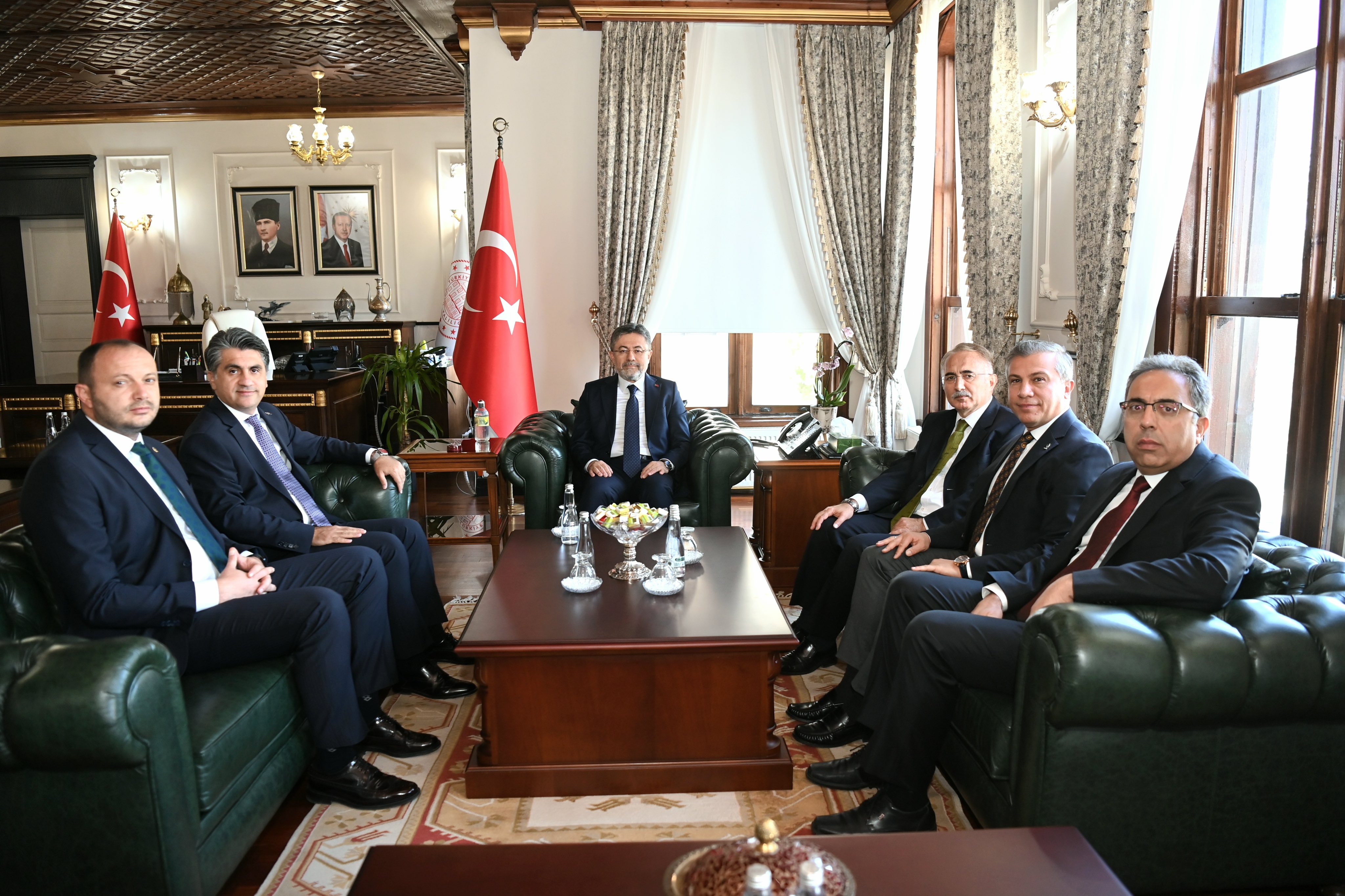 Bakan Yumaklı Hayvancılık Projeleri