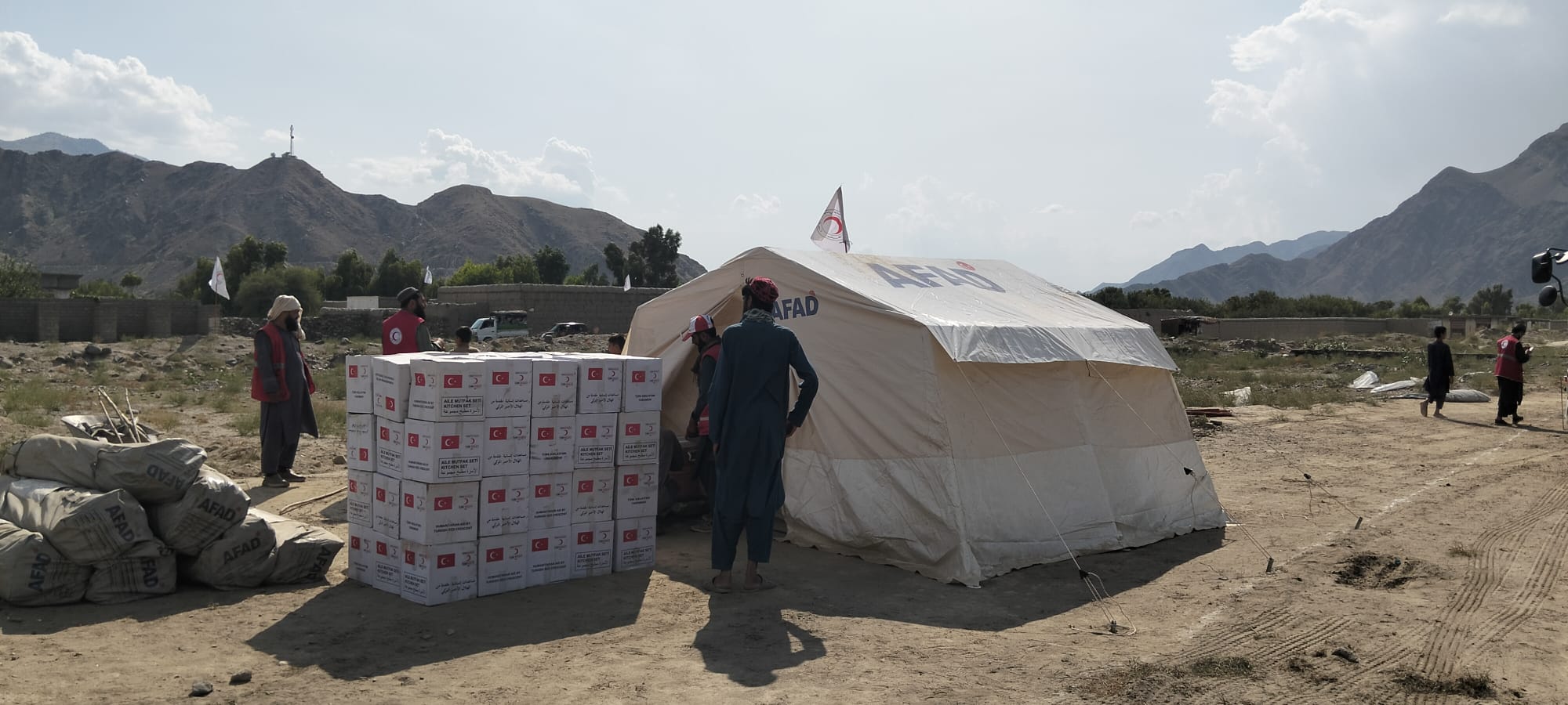AFAD çadır kurulumu Afganistan