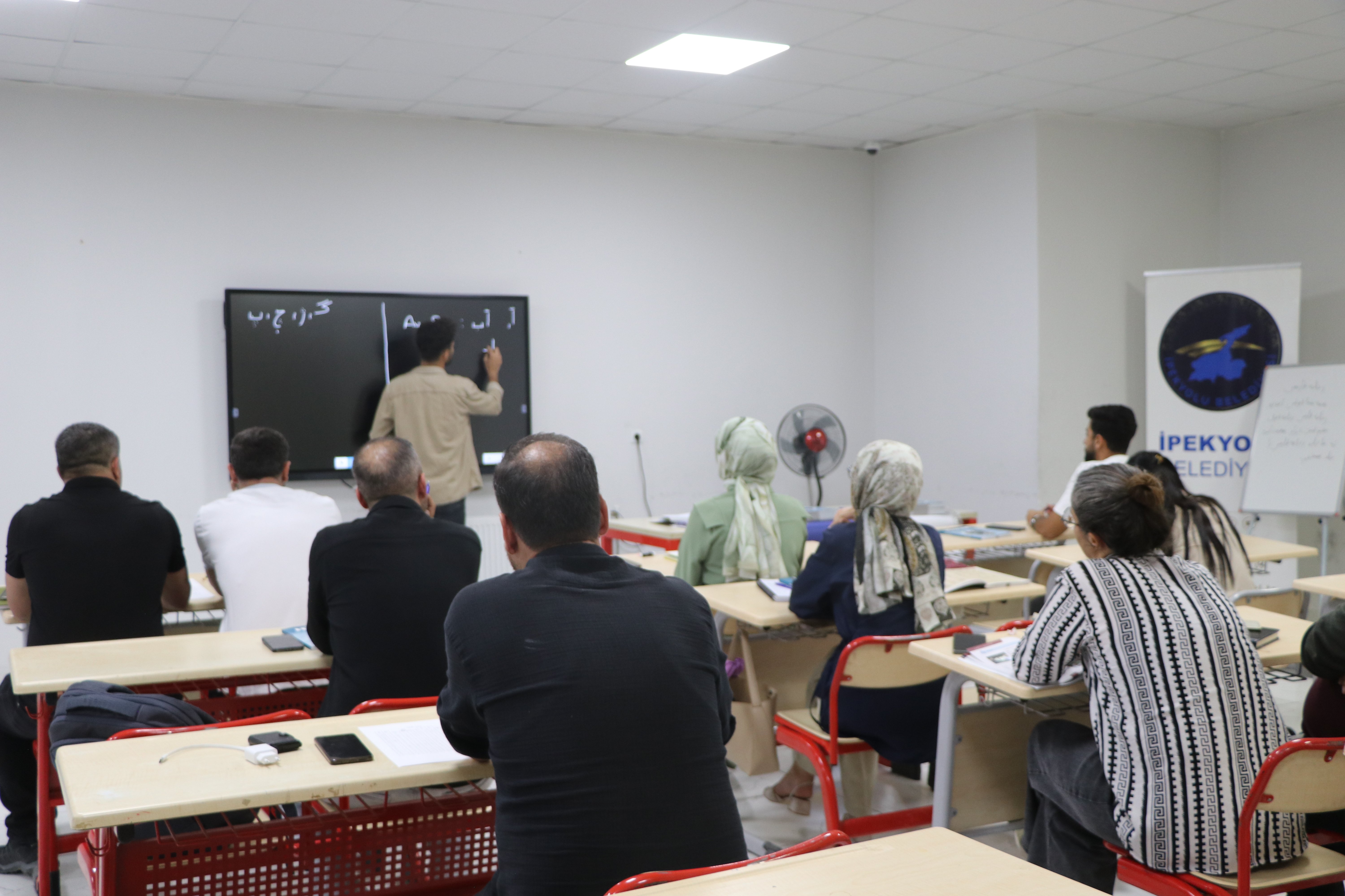 İpekyolu Belediyesi Farsça Kursu