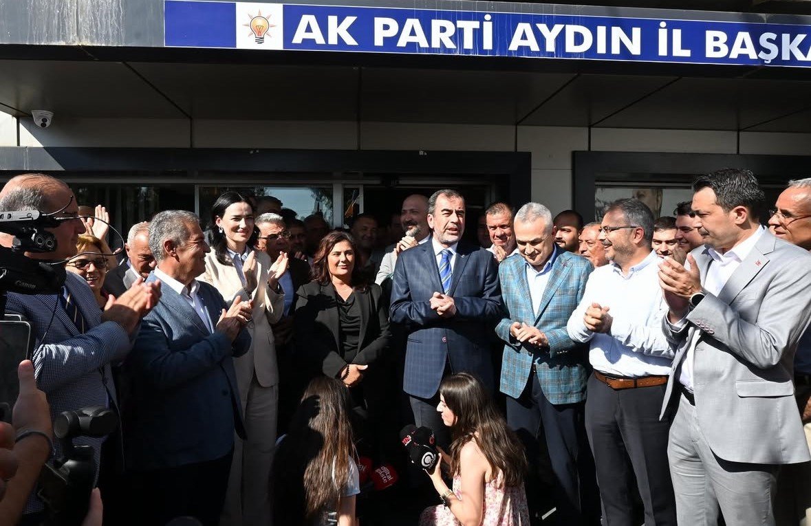 Mehmet Erdem Özlem Çerçioğlu