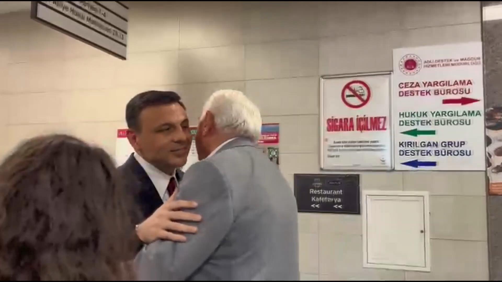 Çağlayan Adliyesi önü
