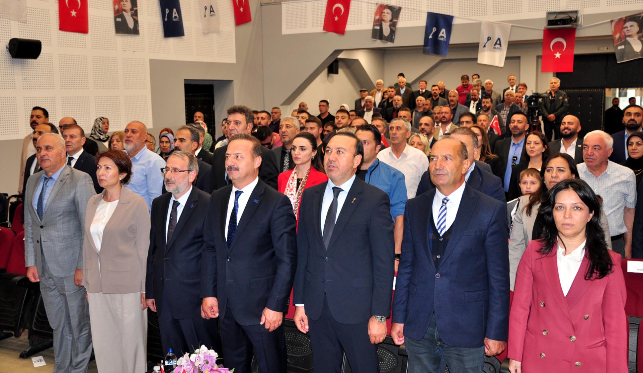 Anahtar Parti Kars miting