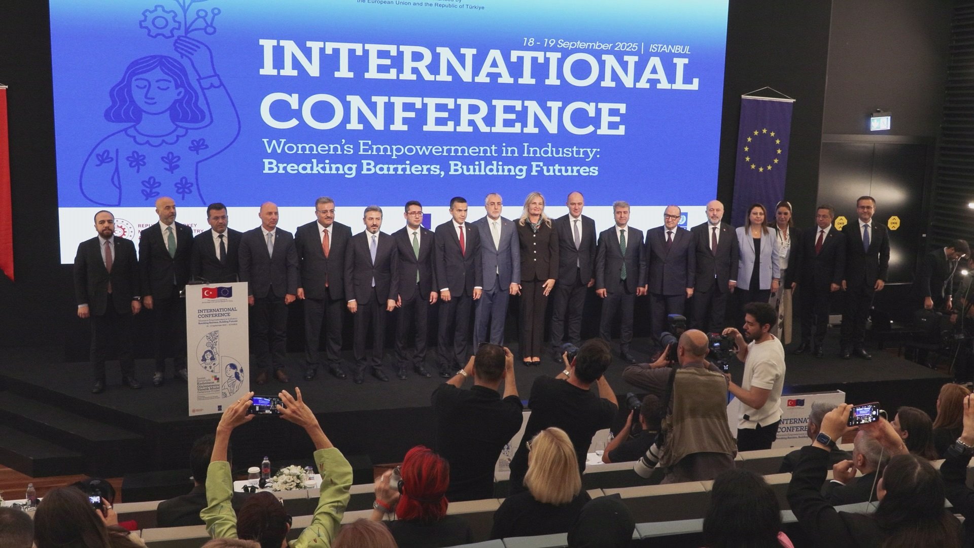 Bakan Vedat Işıkhan Kadın İstihdamı Konferansı