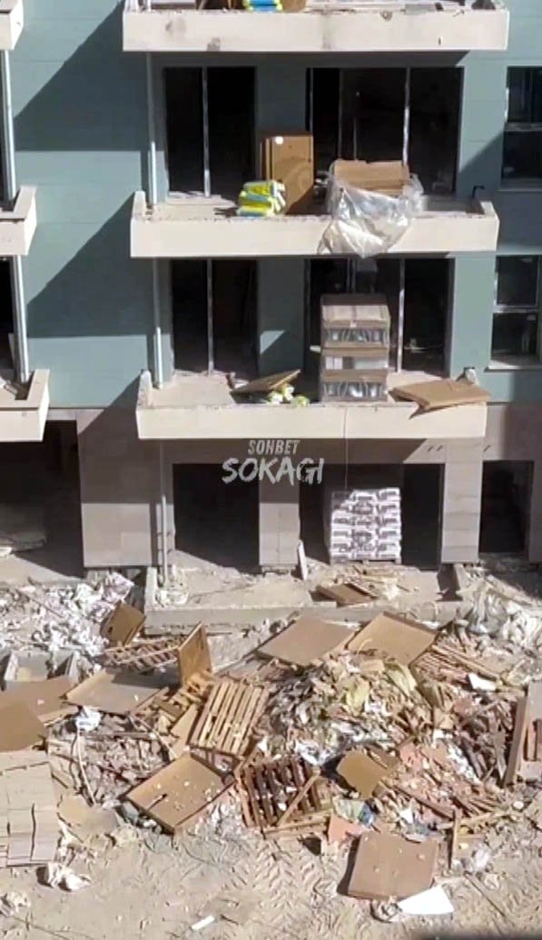 TOKİ inşaatında seramik atma skandalı