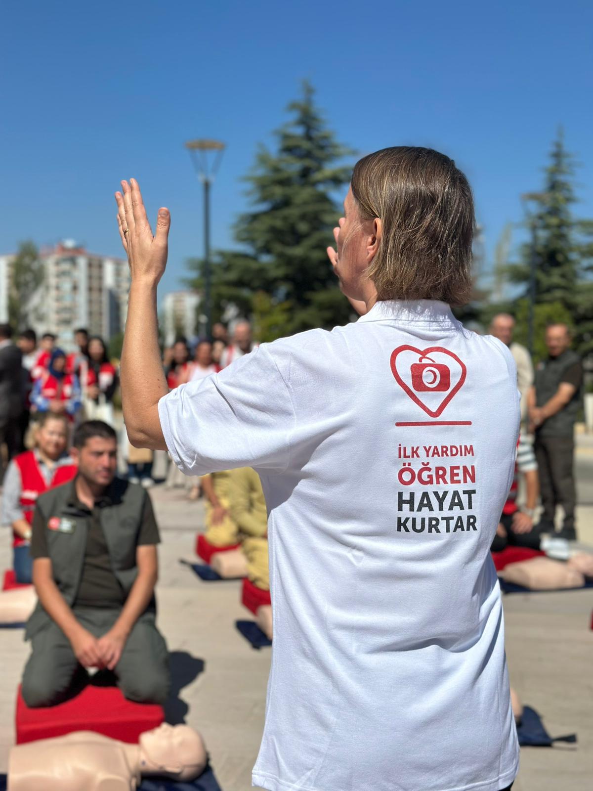Türk Kızılay simülasyonlu ilk yardım eğitimi
