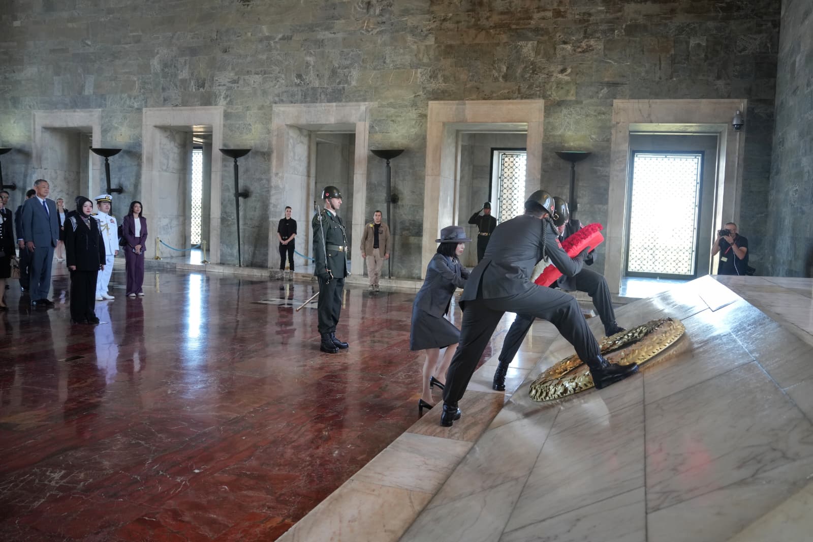 Japonya Prensesi Akiko Mikasa Anıtkabir ziyareti