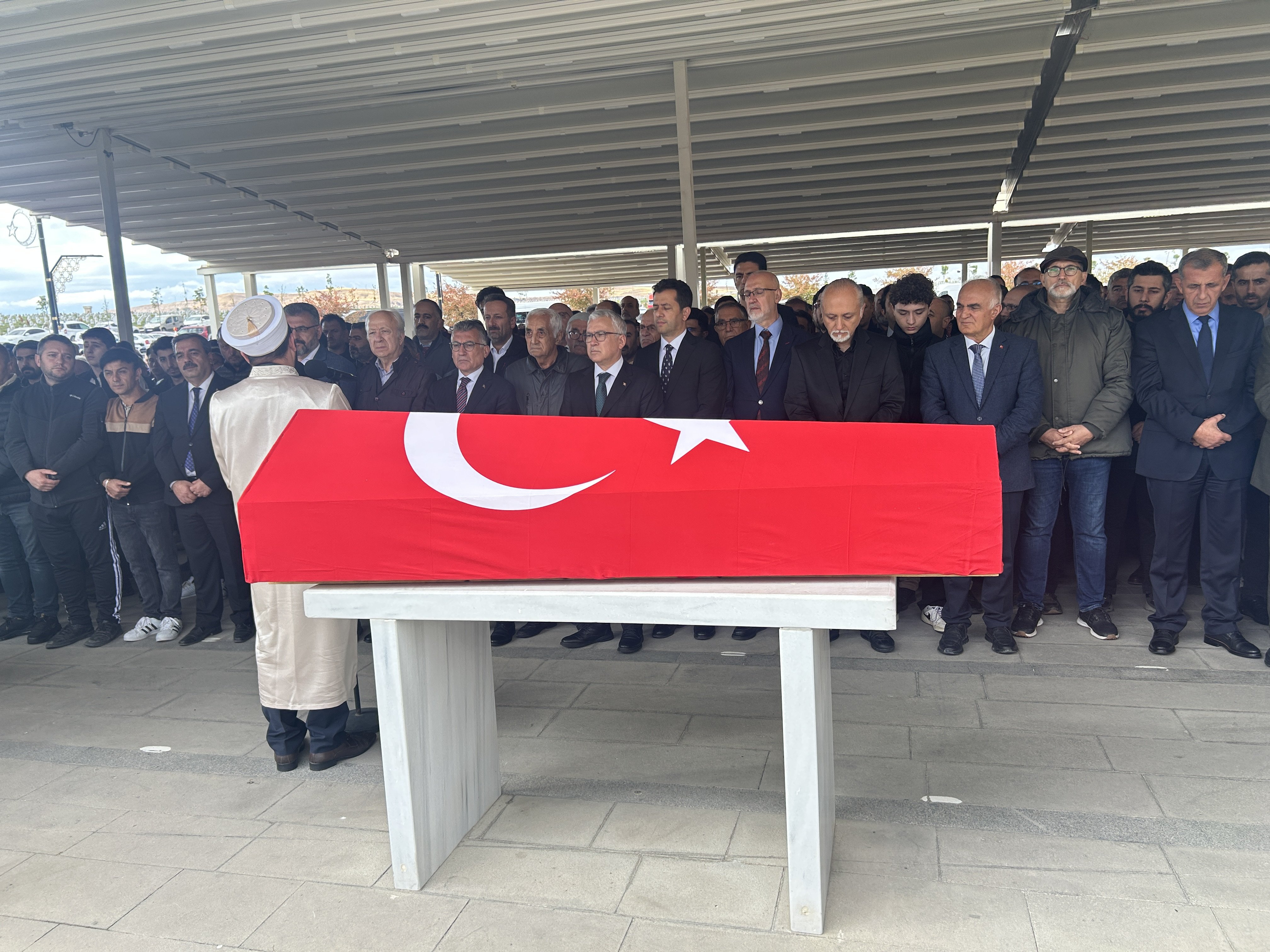 Yavuz Bülent Bakiler cenaze töreni