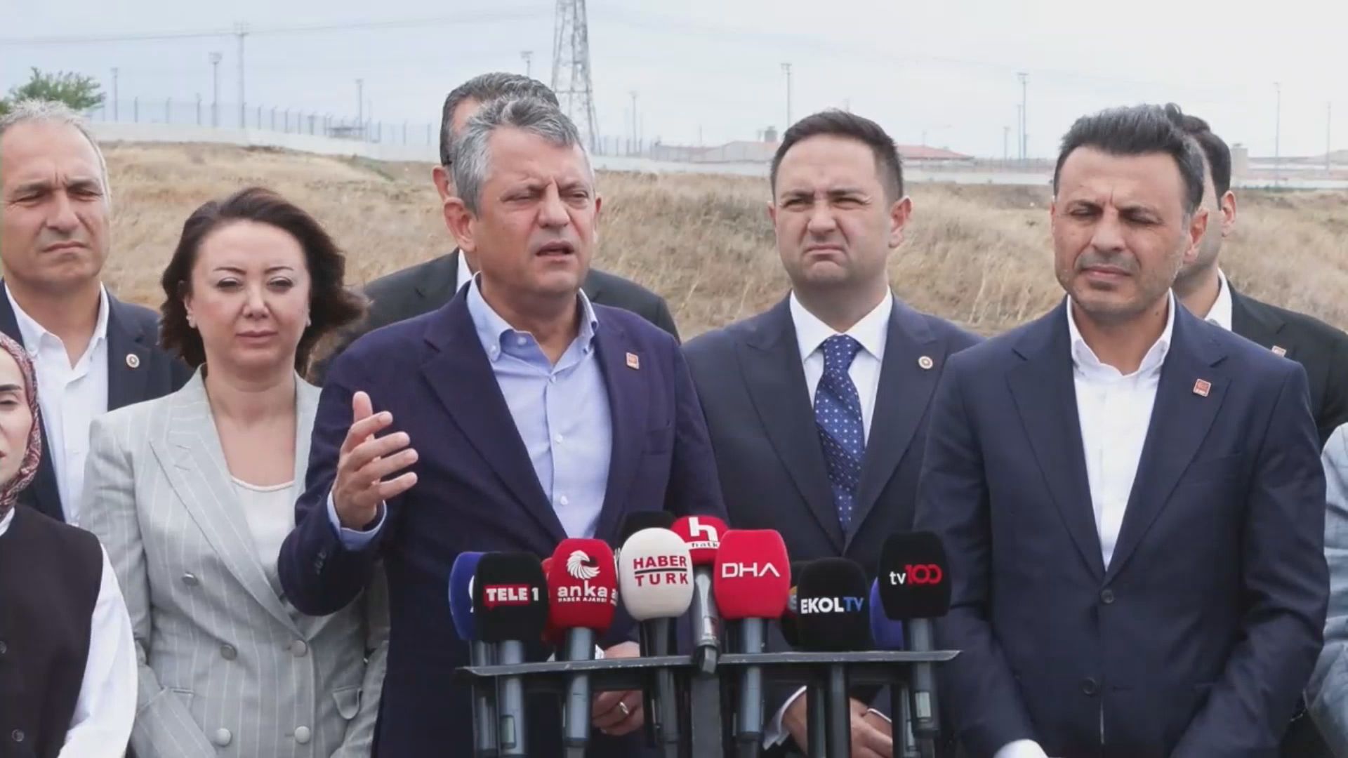 Özgür Özel Ekrem İmamoğlu duruşması