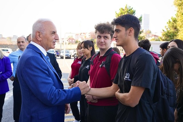 Ümraniye Belediye Başkanı İsmet Yıldırım