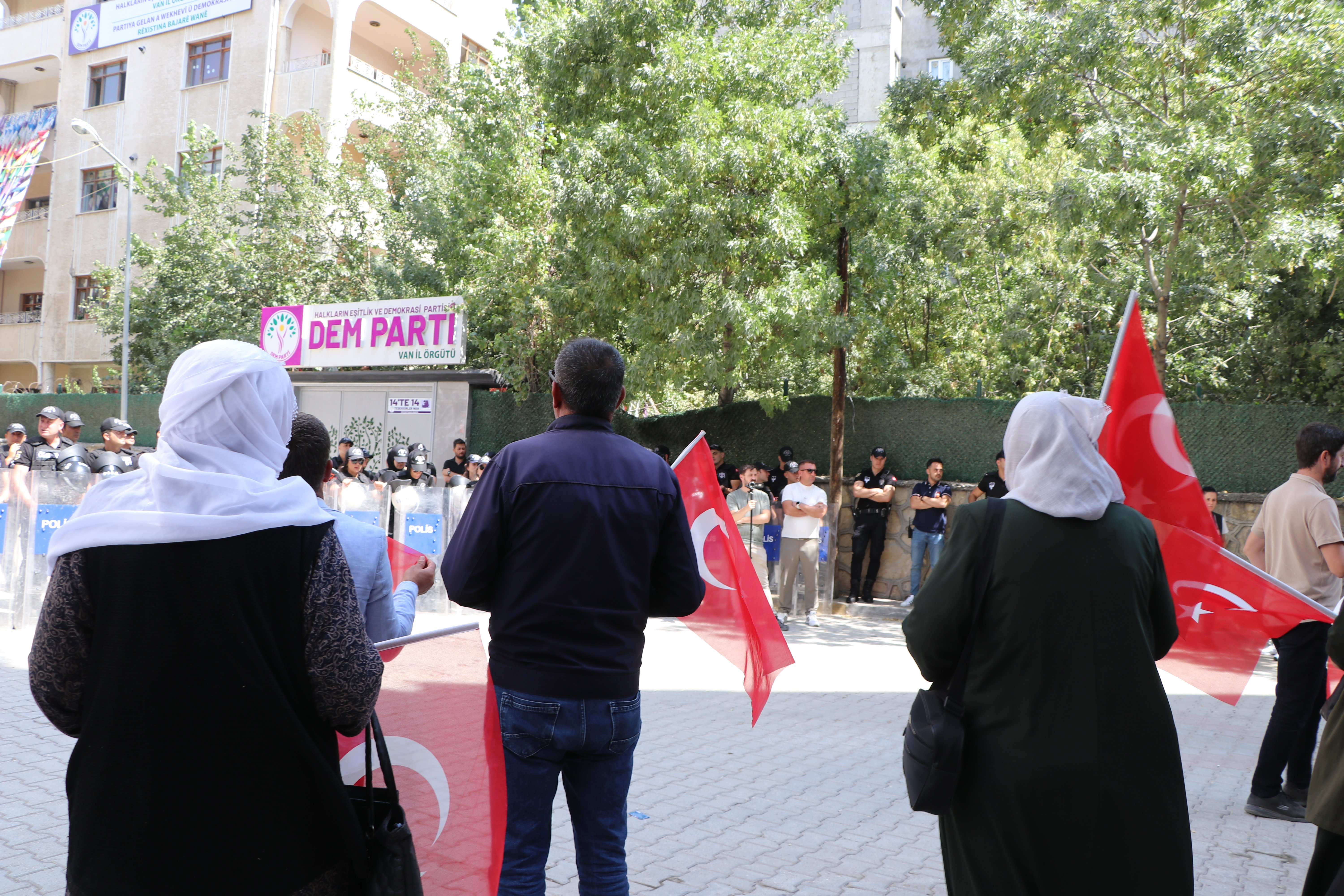 Ailelerin yürüyüşü