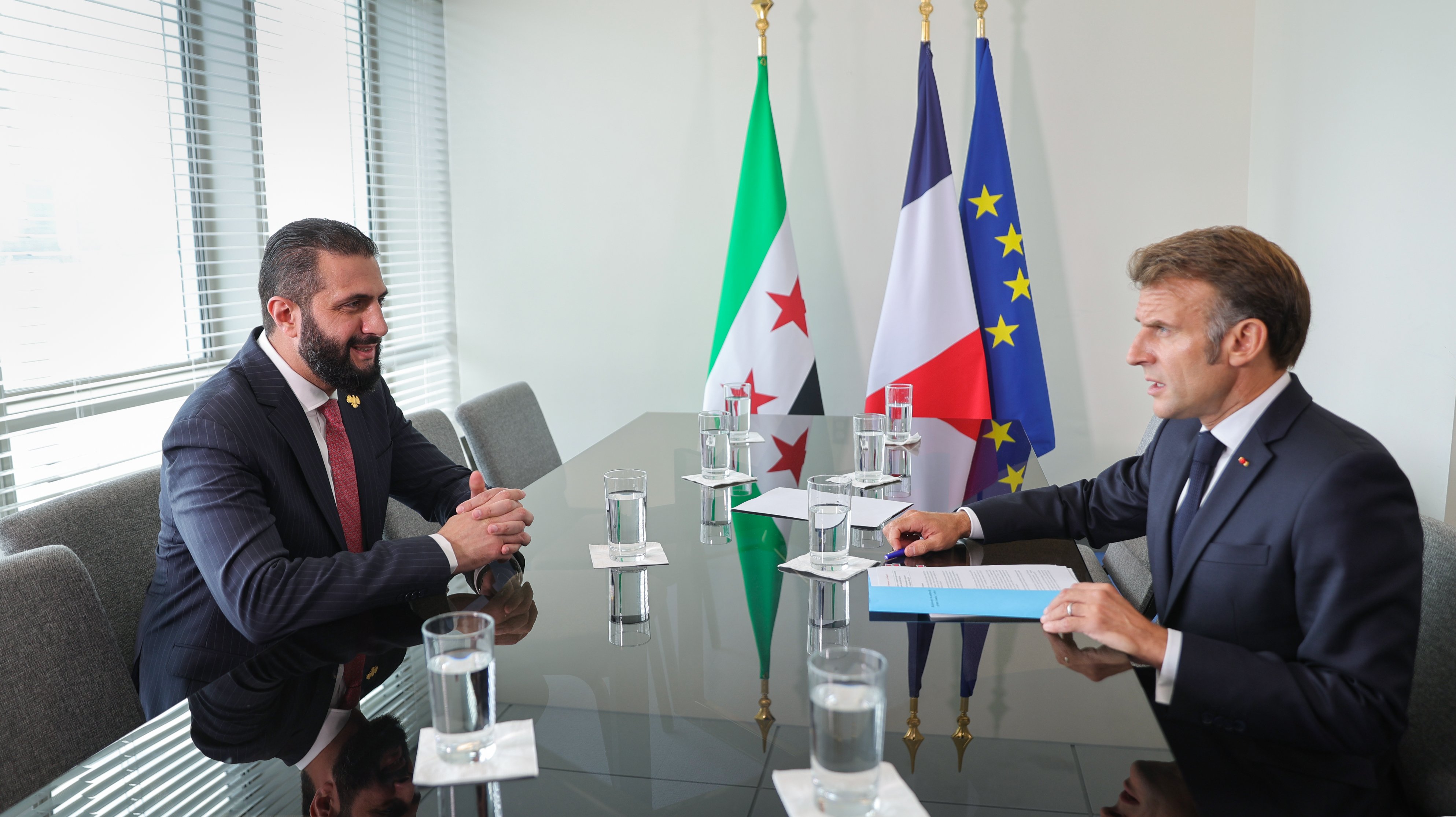 Fransa Cumhurbaşkanı Macron diplomatik görüşme