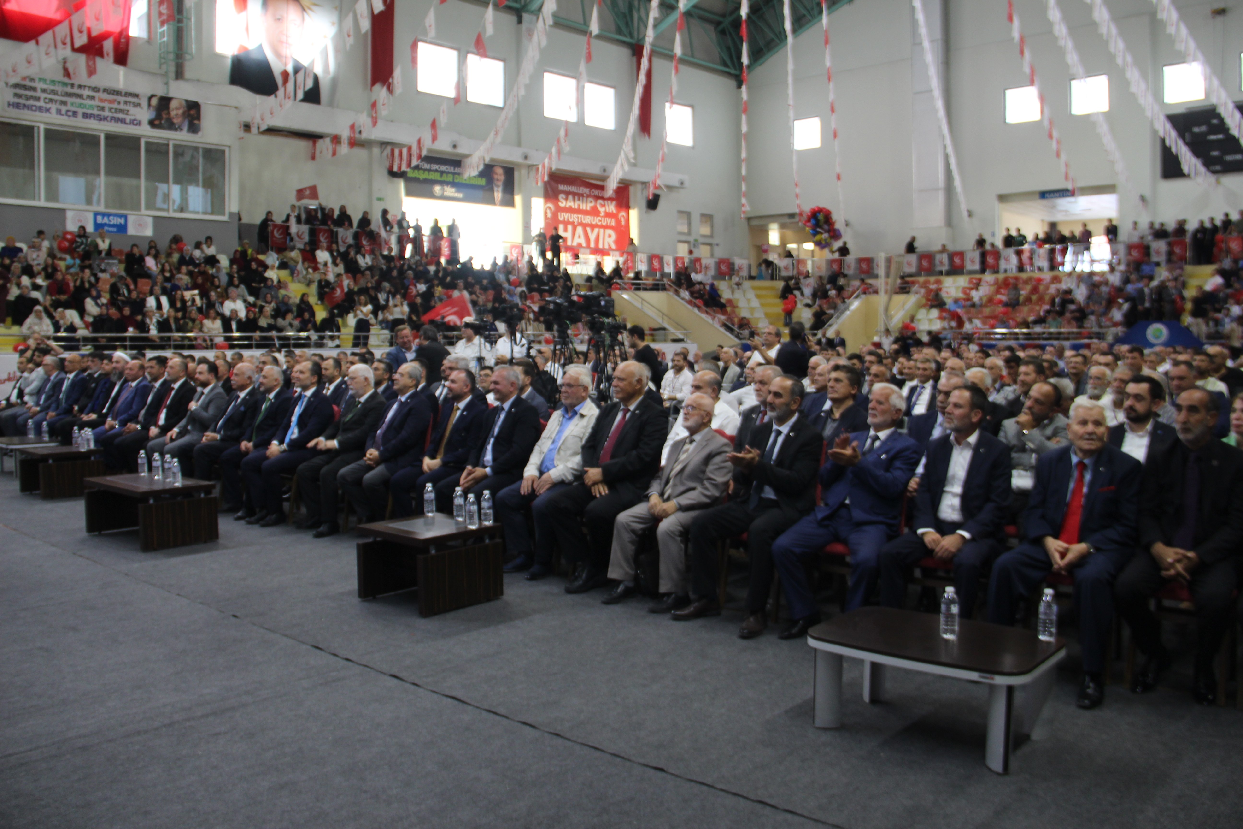 YRP kongre delegeleri