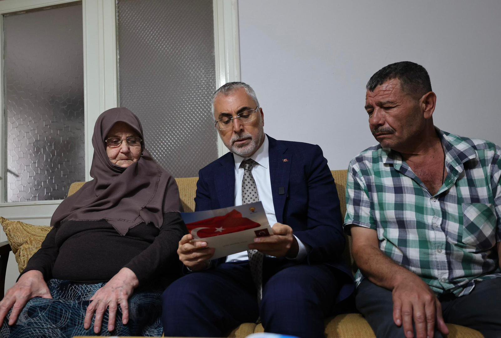 Bakan Vedat Işıkhan şehit ailesi ziyareti