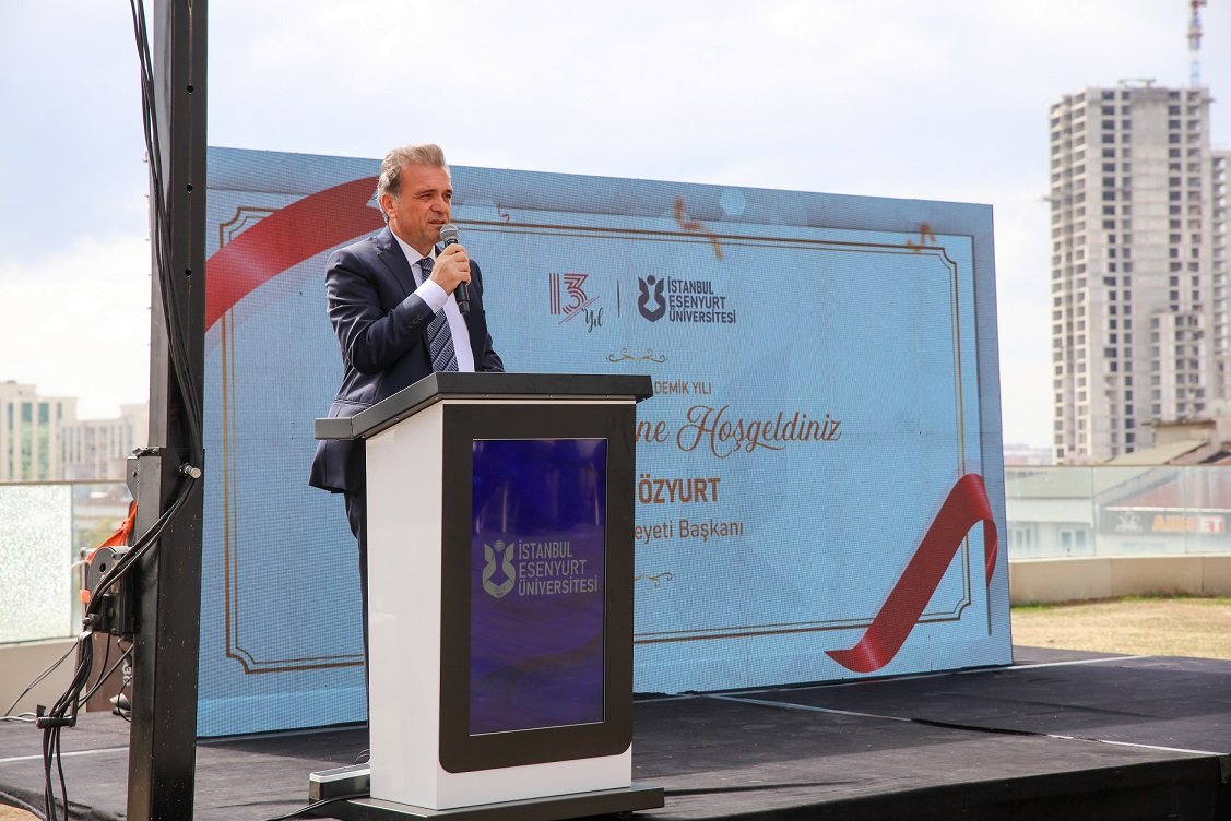 AK Parti Milletvekili Şamil Ayrım konuşma yapıyor