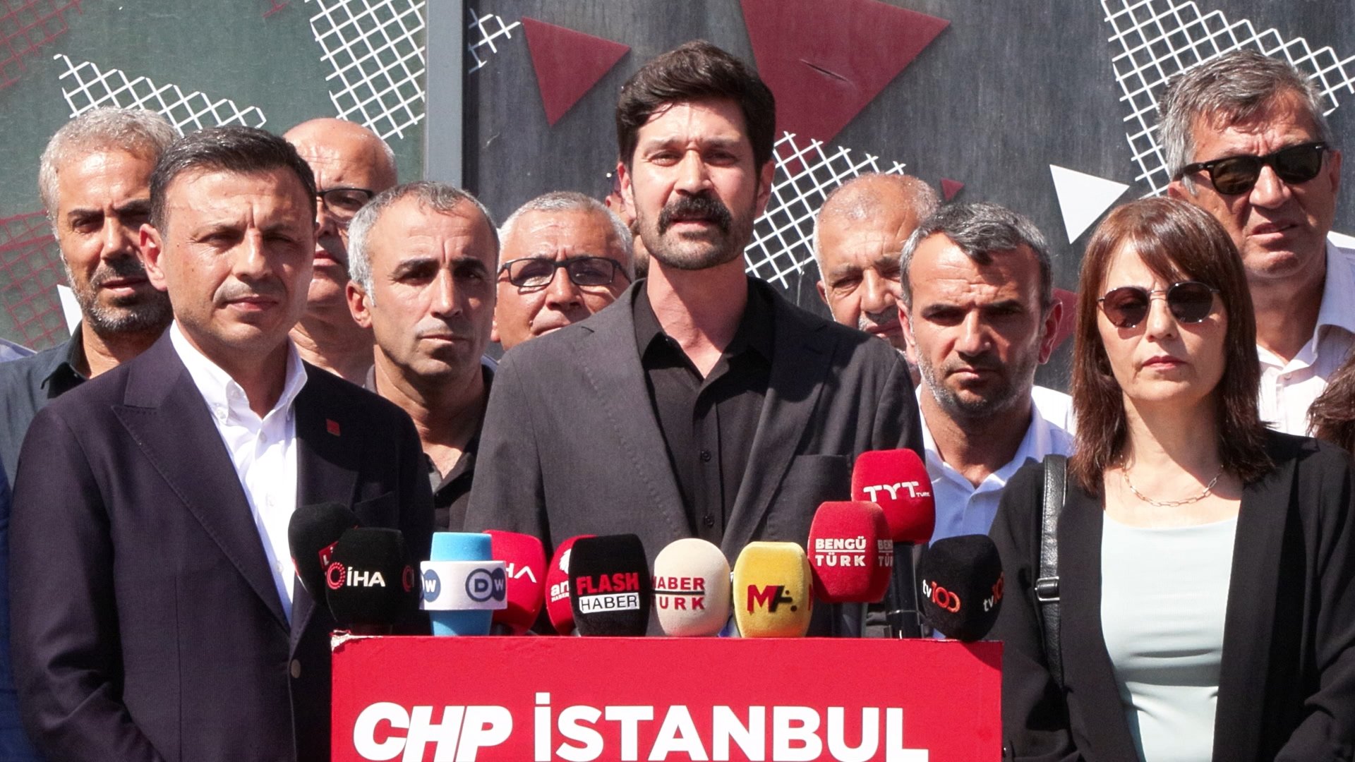 Özgür Çelik CHP İstanbul İl Başkanlığı