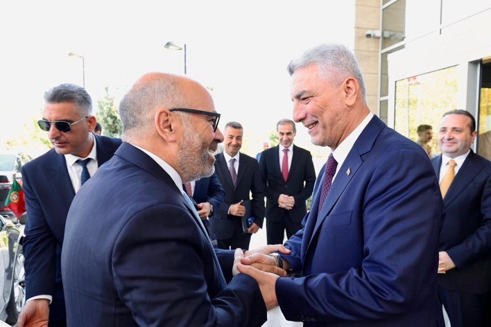 Ticaret Bakanı Ömer Bolat Portekizli Bakan Miguel Pinto Luz ile görüşme