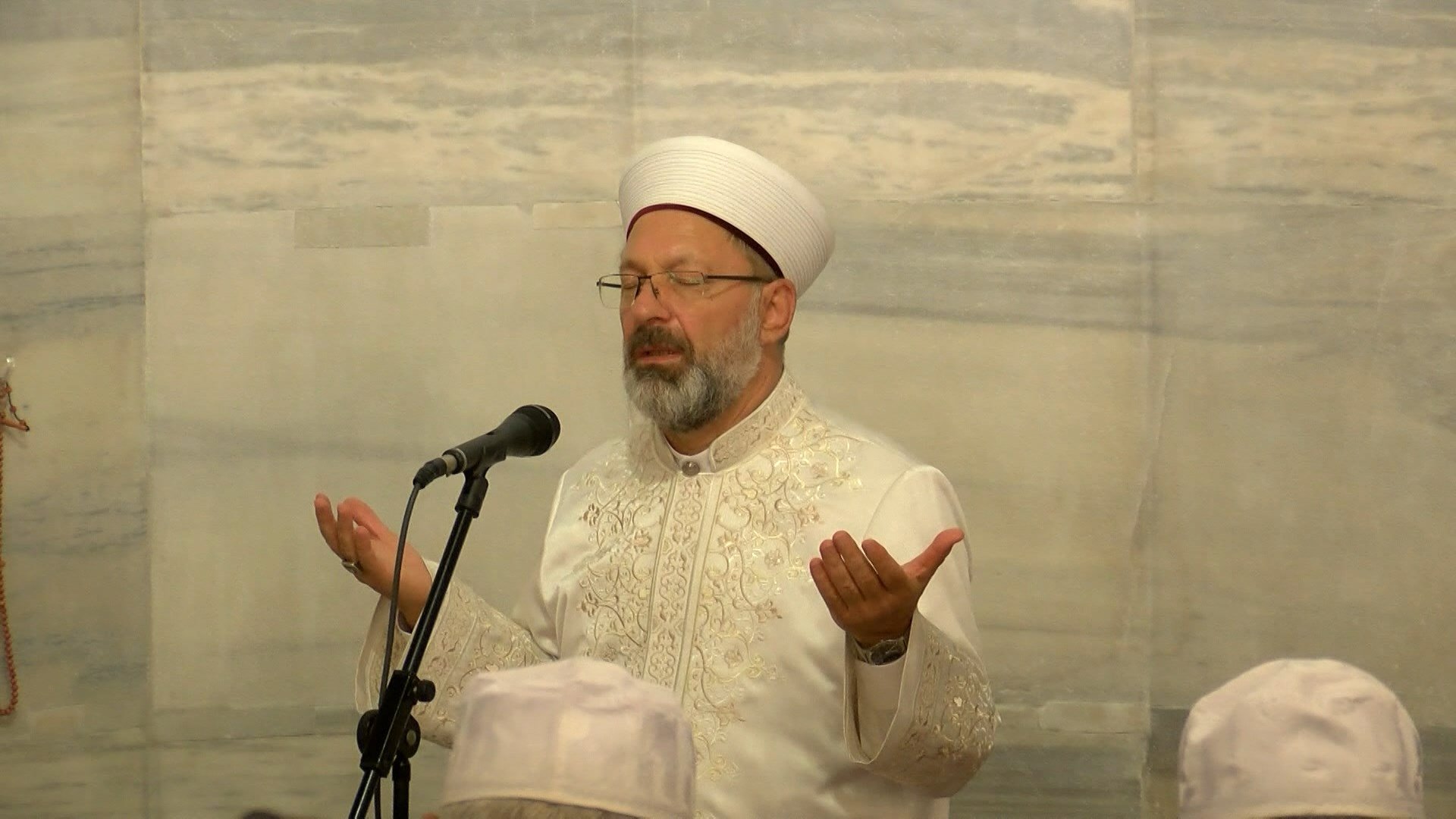 İstanbul Valisi Davut Gül Camii