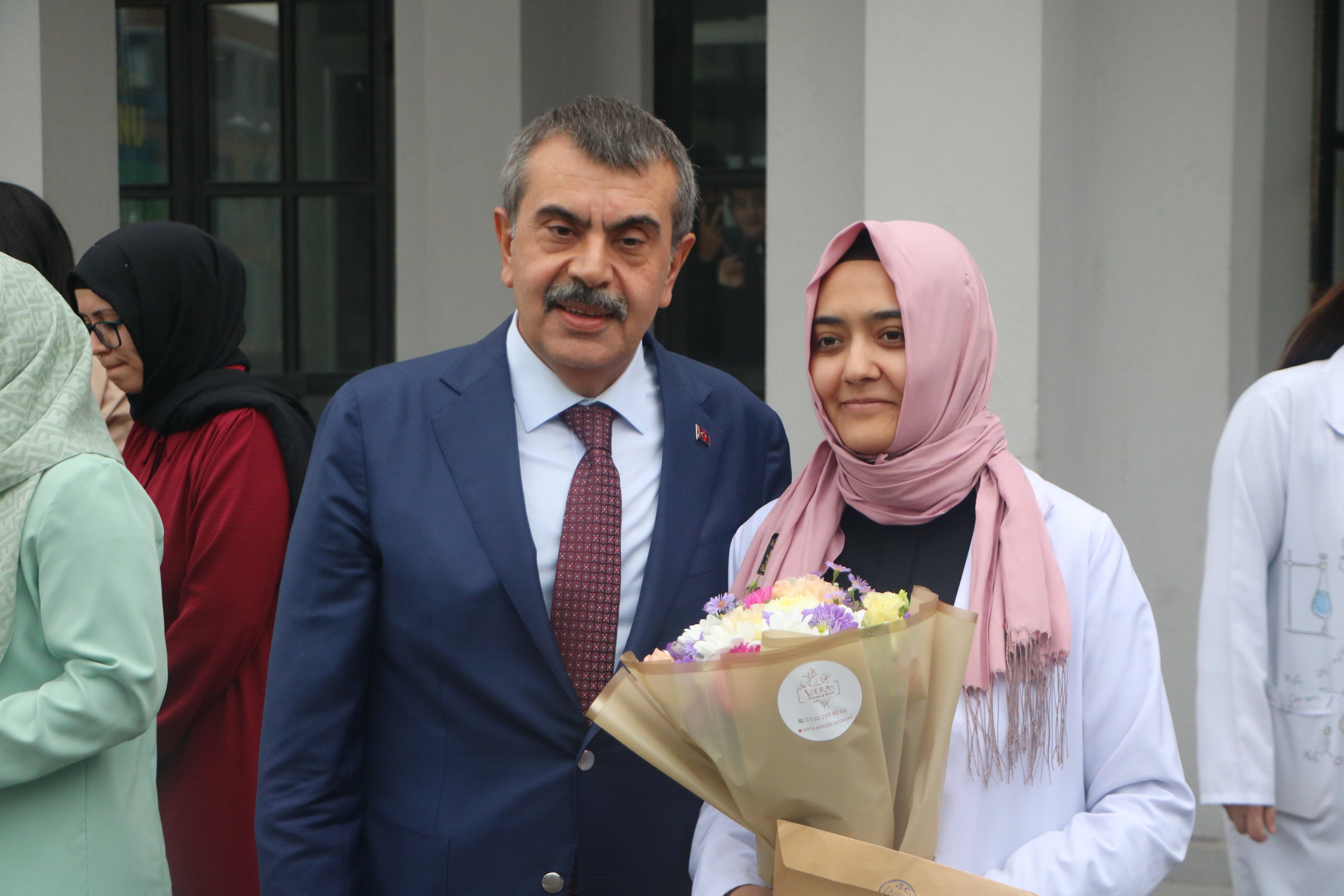 Bakan Tekin öğretmenlerle görüşme