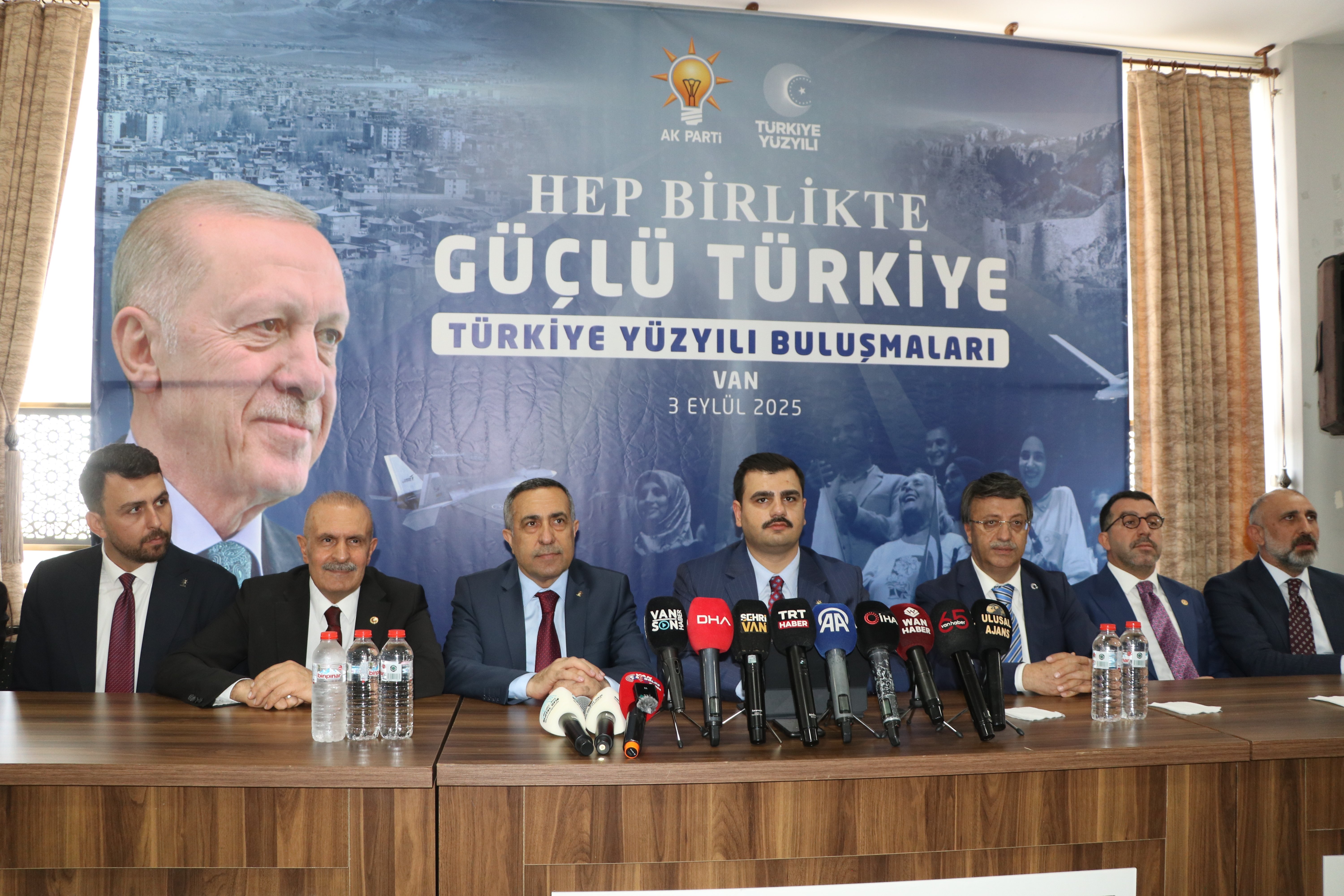 AK Parti Van toplantısı
